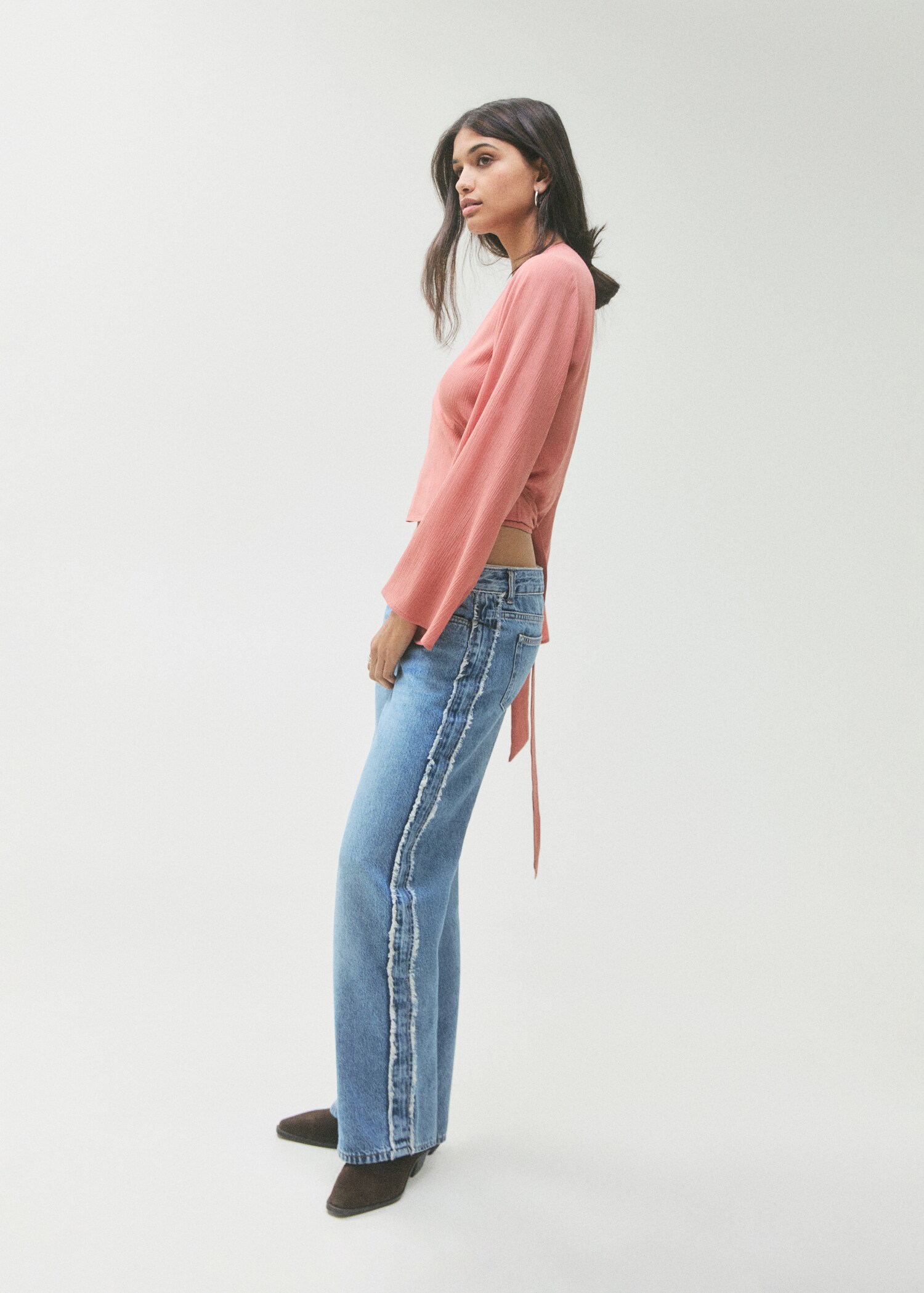 Double-breasted blouse with bow - General plane