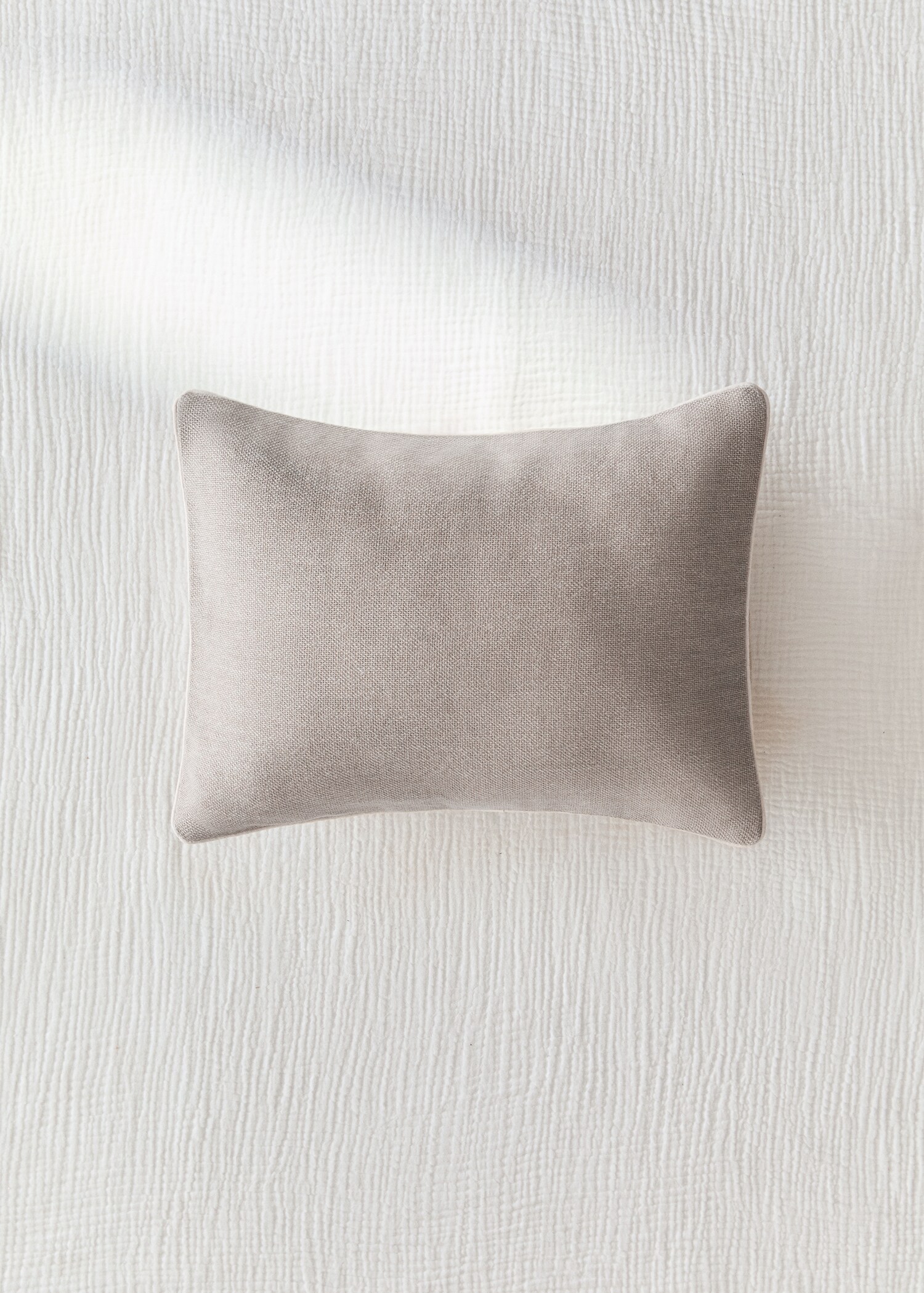 Piped cushion cover 30x40cm - General plane