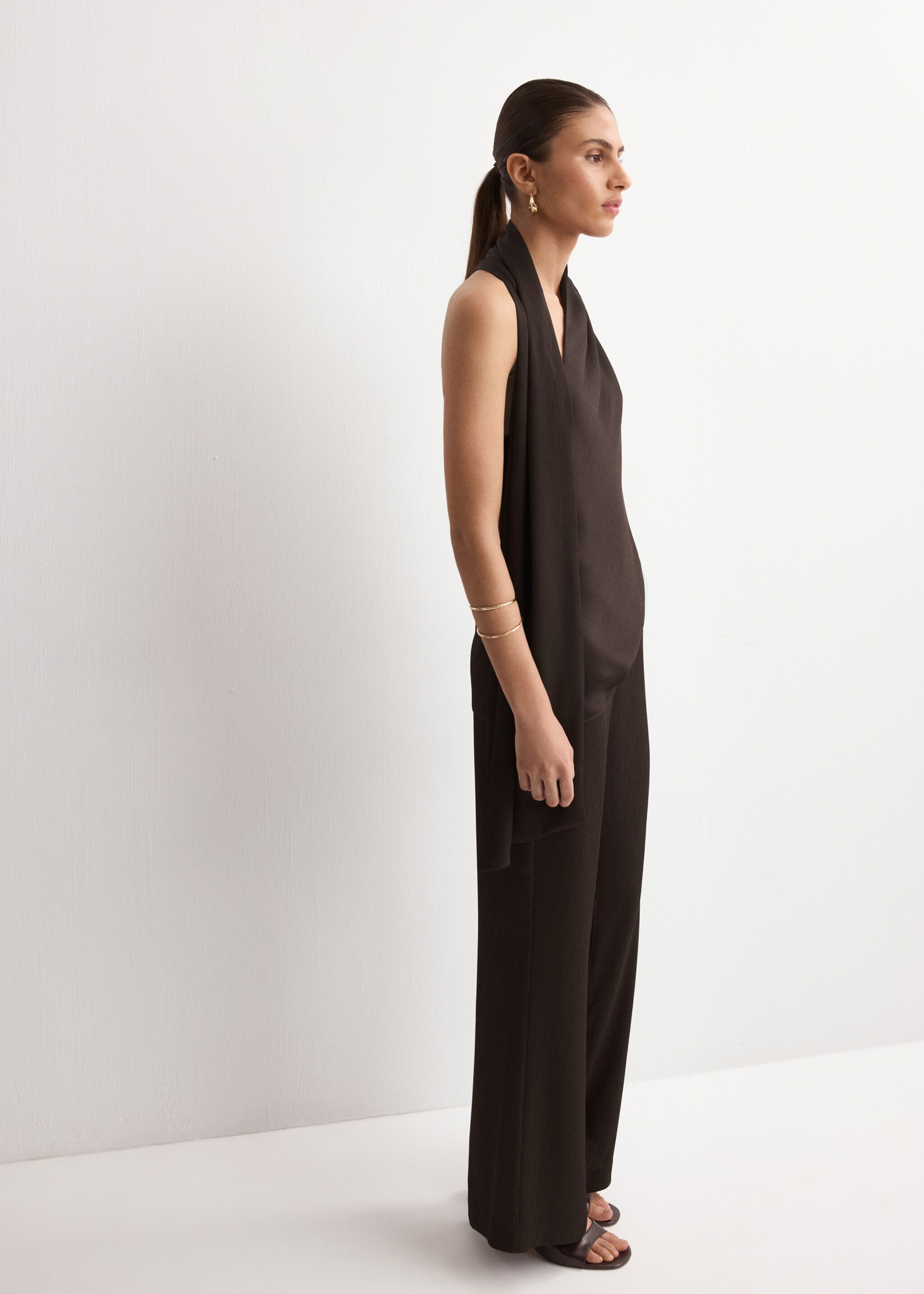 Satin straight-fit trousers - General plane, Chocolate. Ref: 27044075-00.