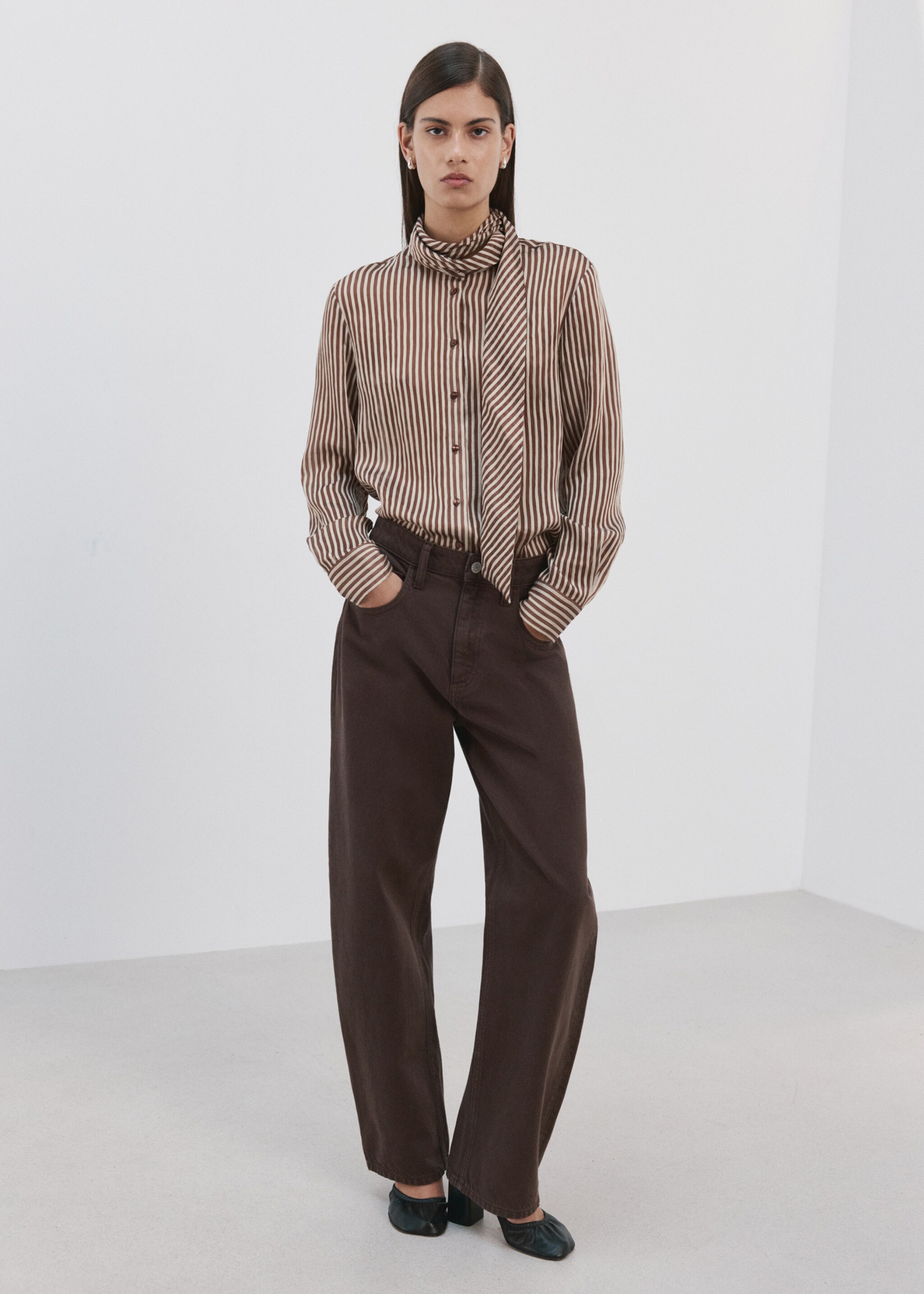 Striped blouse with bow tie neck - General plane, Brown. Ref: 27044093-00.