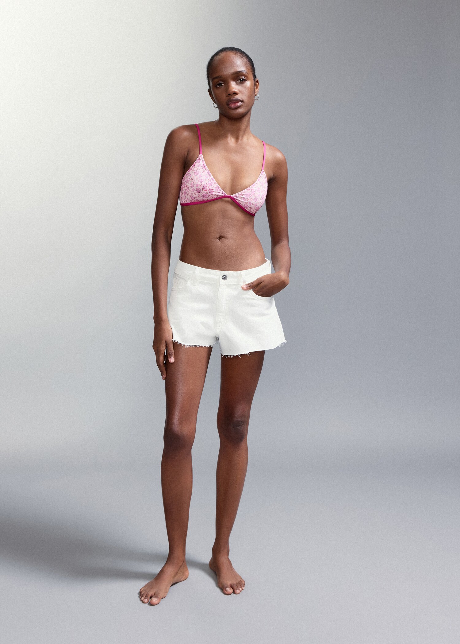 Floral print mid-rise bikini briefs - General plane