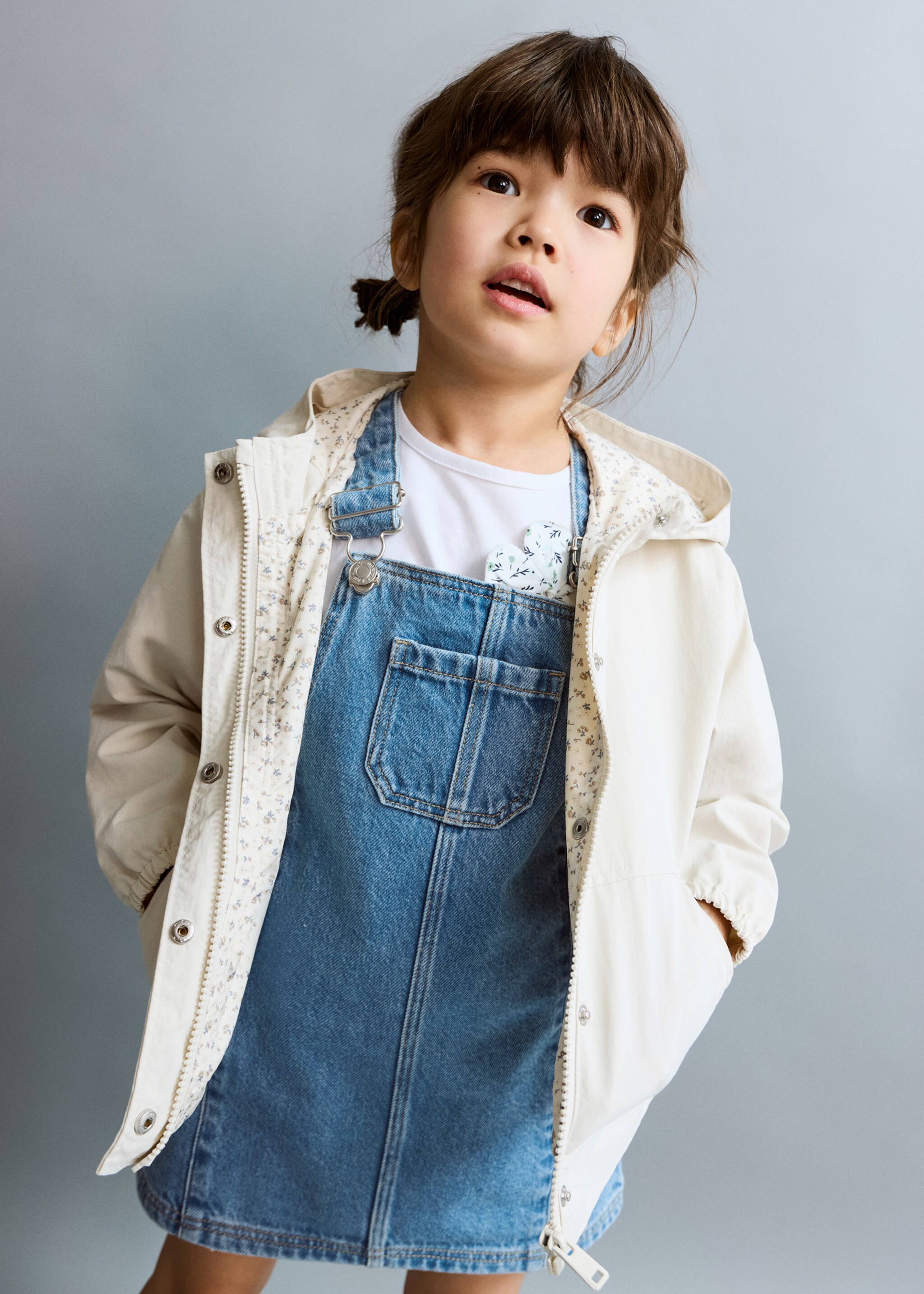 Chaqueta impermeable capucha - Plano general, Crudo. Ref: 27045143-00.