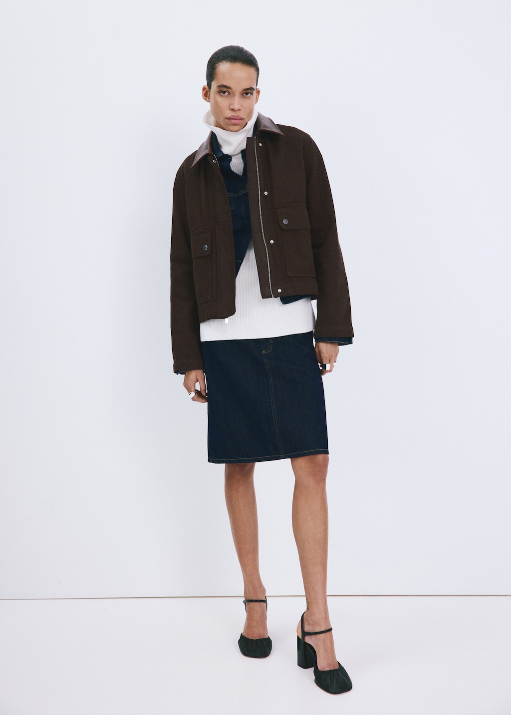 Denim barn jacket with contrasting collar