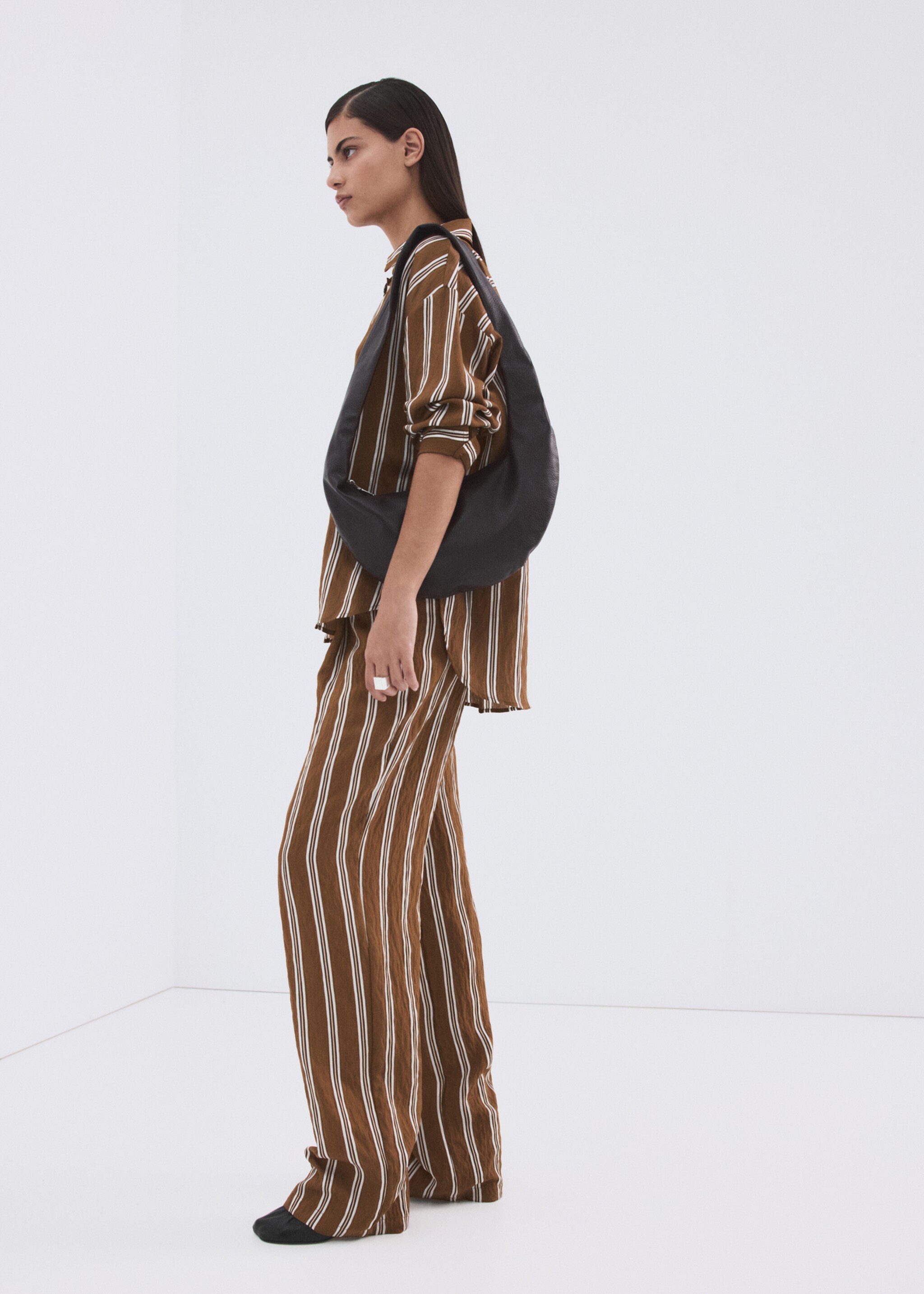 Pantalon rayures pinces - Plan général, Marron. Ref: 27045830-00.
