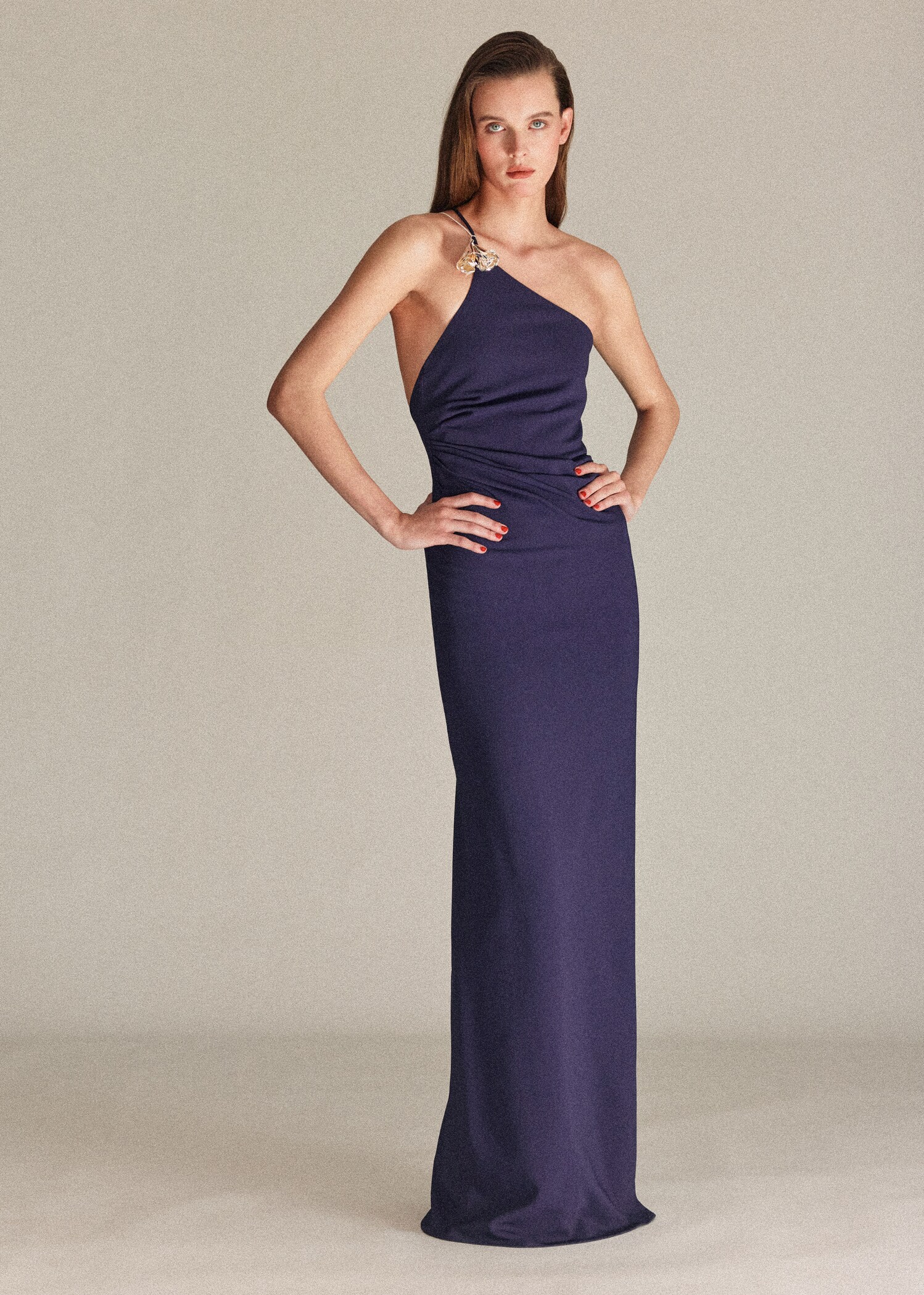 Asymmetrical dress with metallic appliqué - General plane