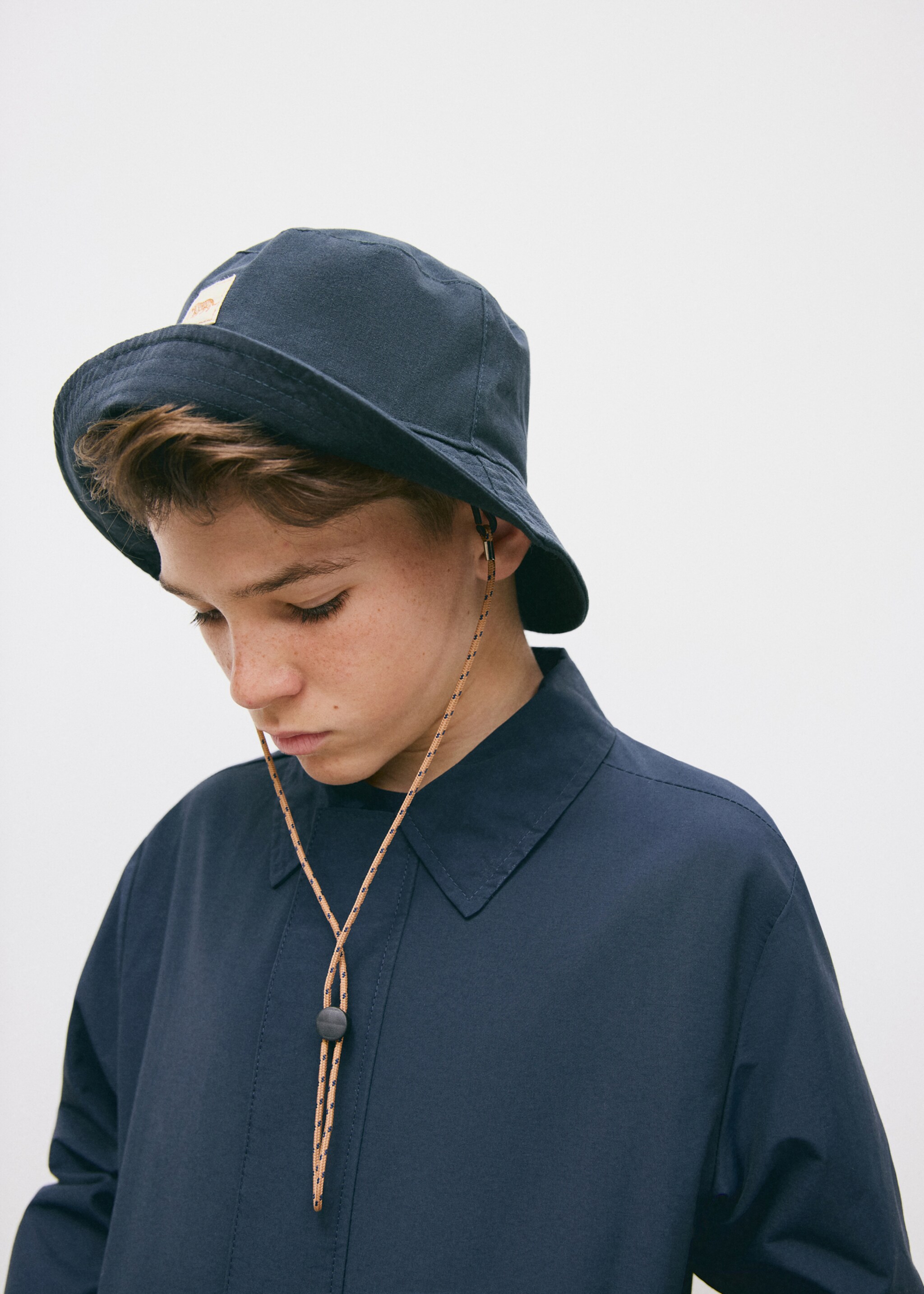 Bucket hat - General plane, Navy. Ref: 27046357-00.