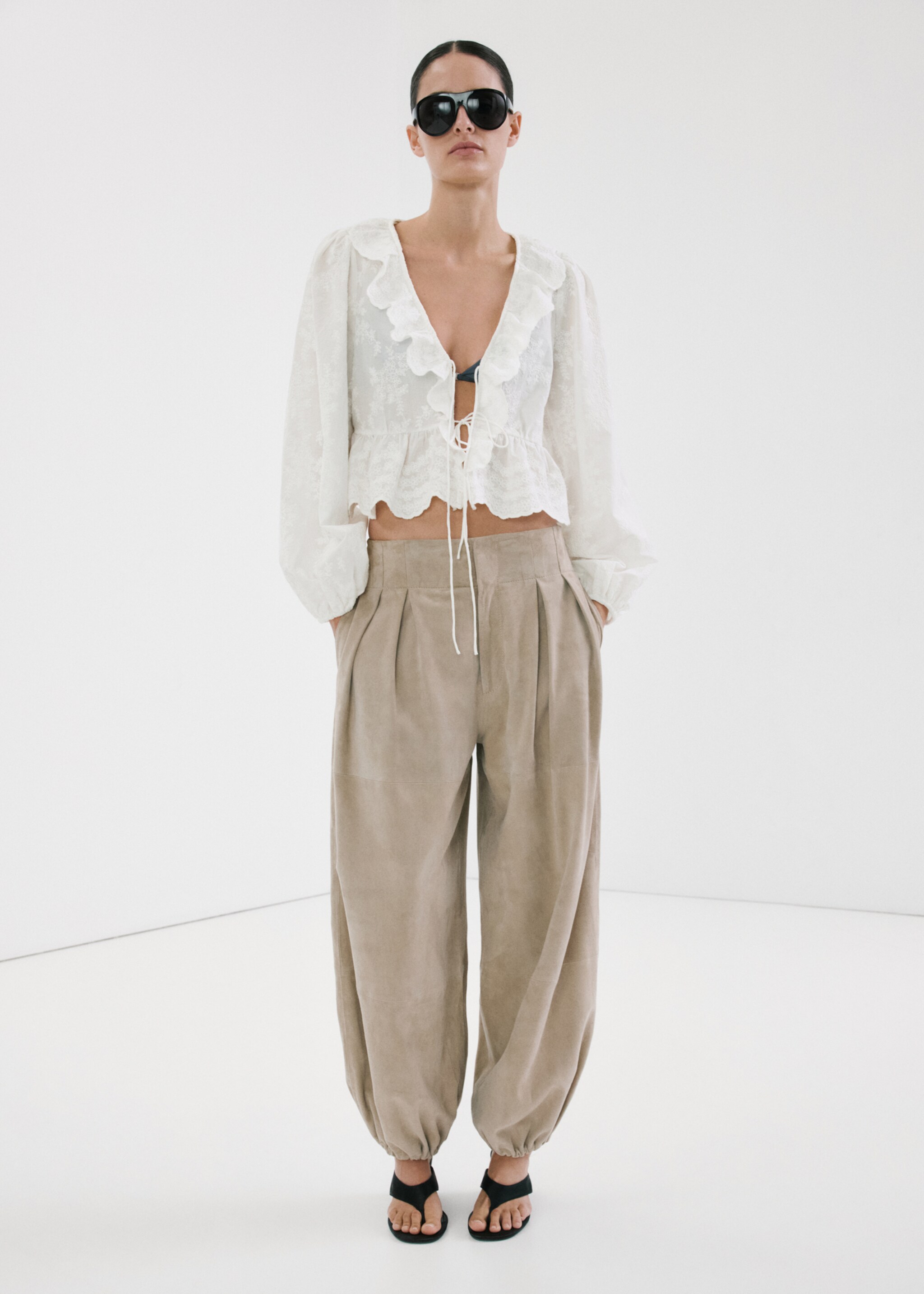 Ruffled embroidered blouse - General plane, Off White. Ref: 27047145-00.