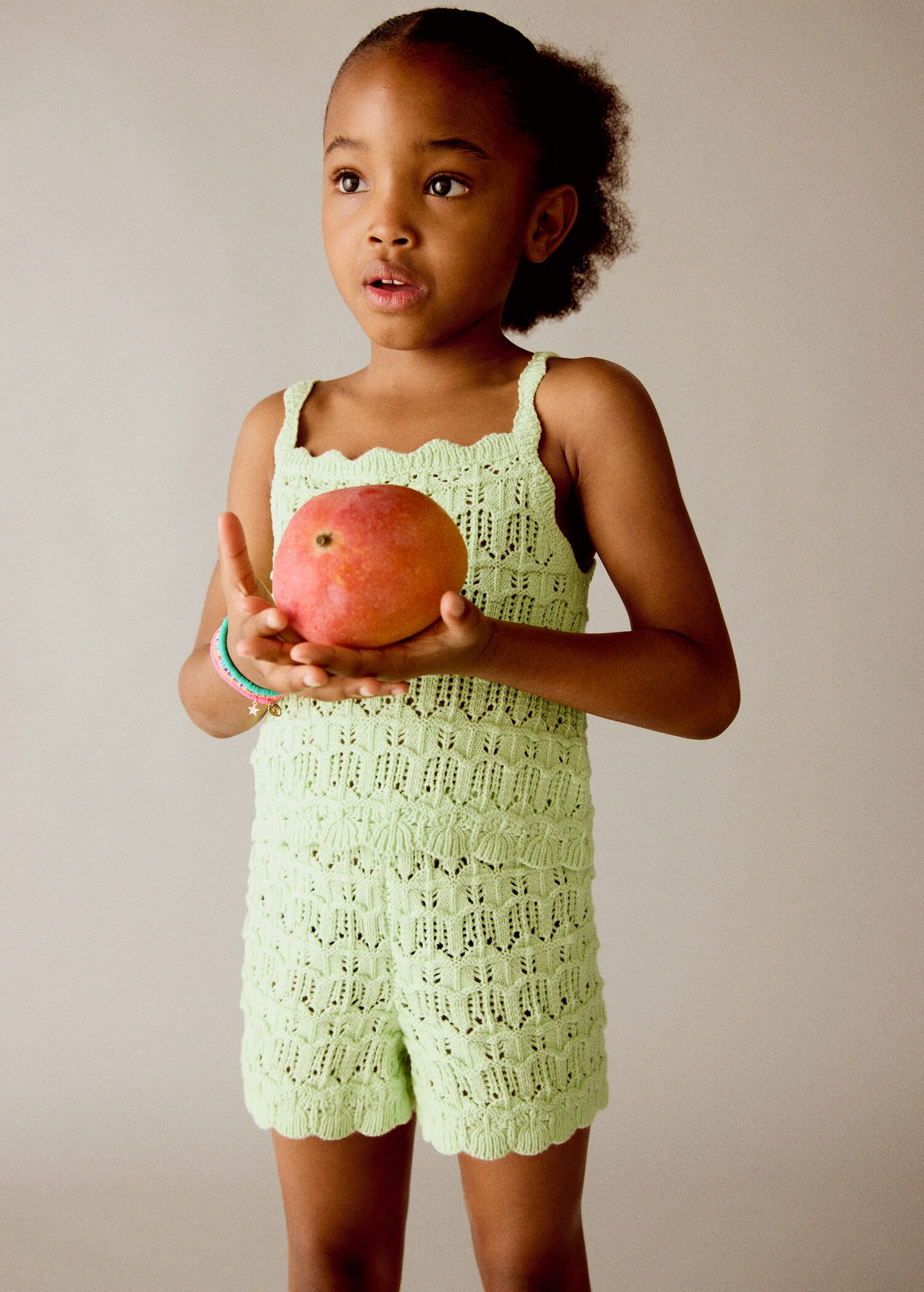 Shorts punto crochet - Plano general