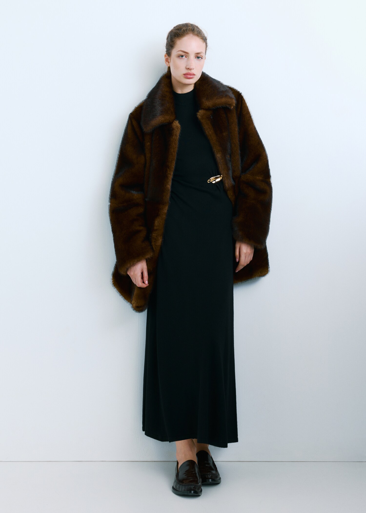 Knitted dress with metal detail - General plane