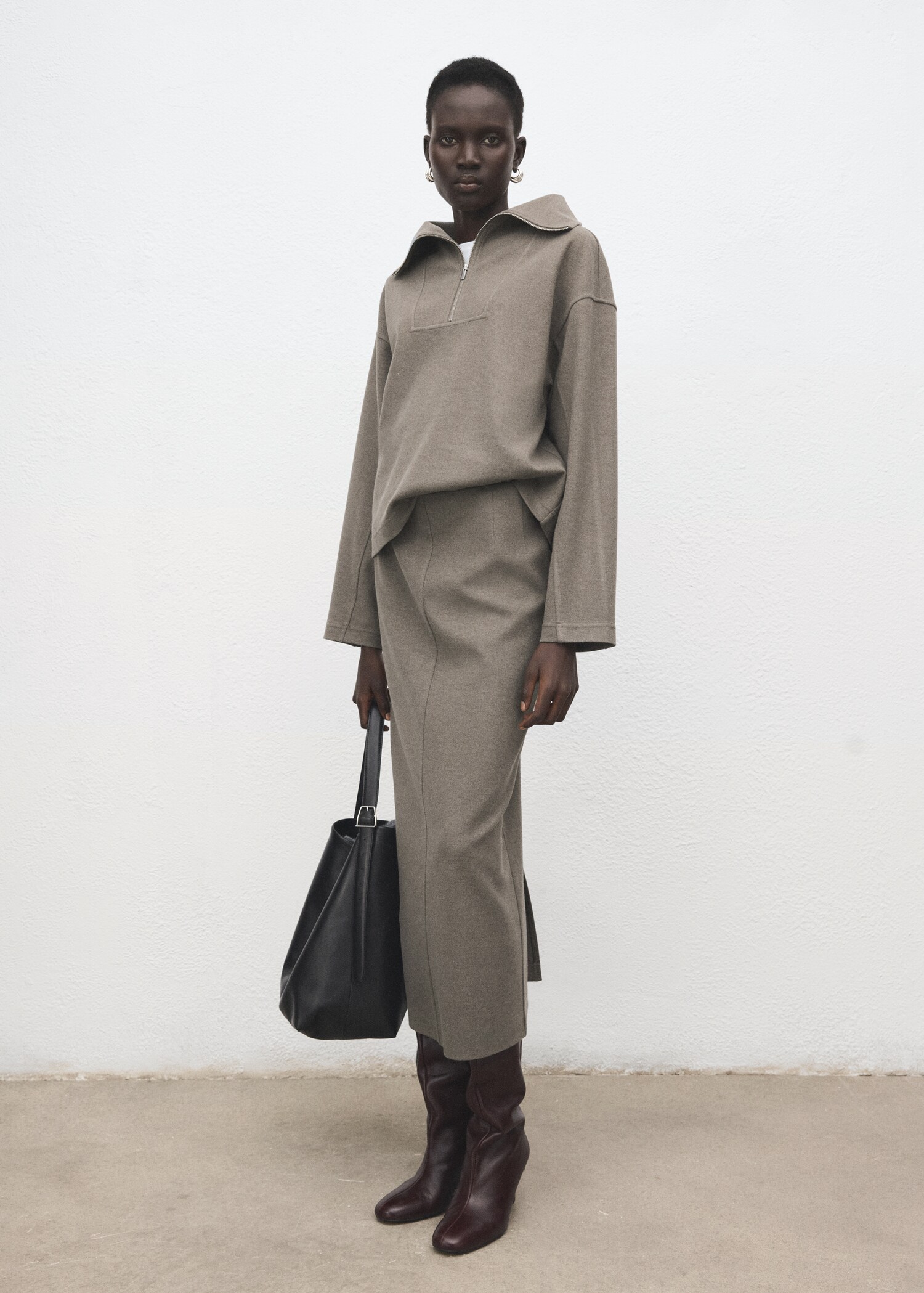 Turtleneck sweatshirt with zip - General plane