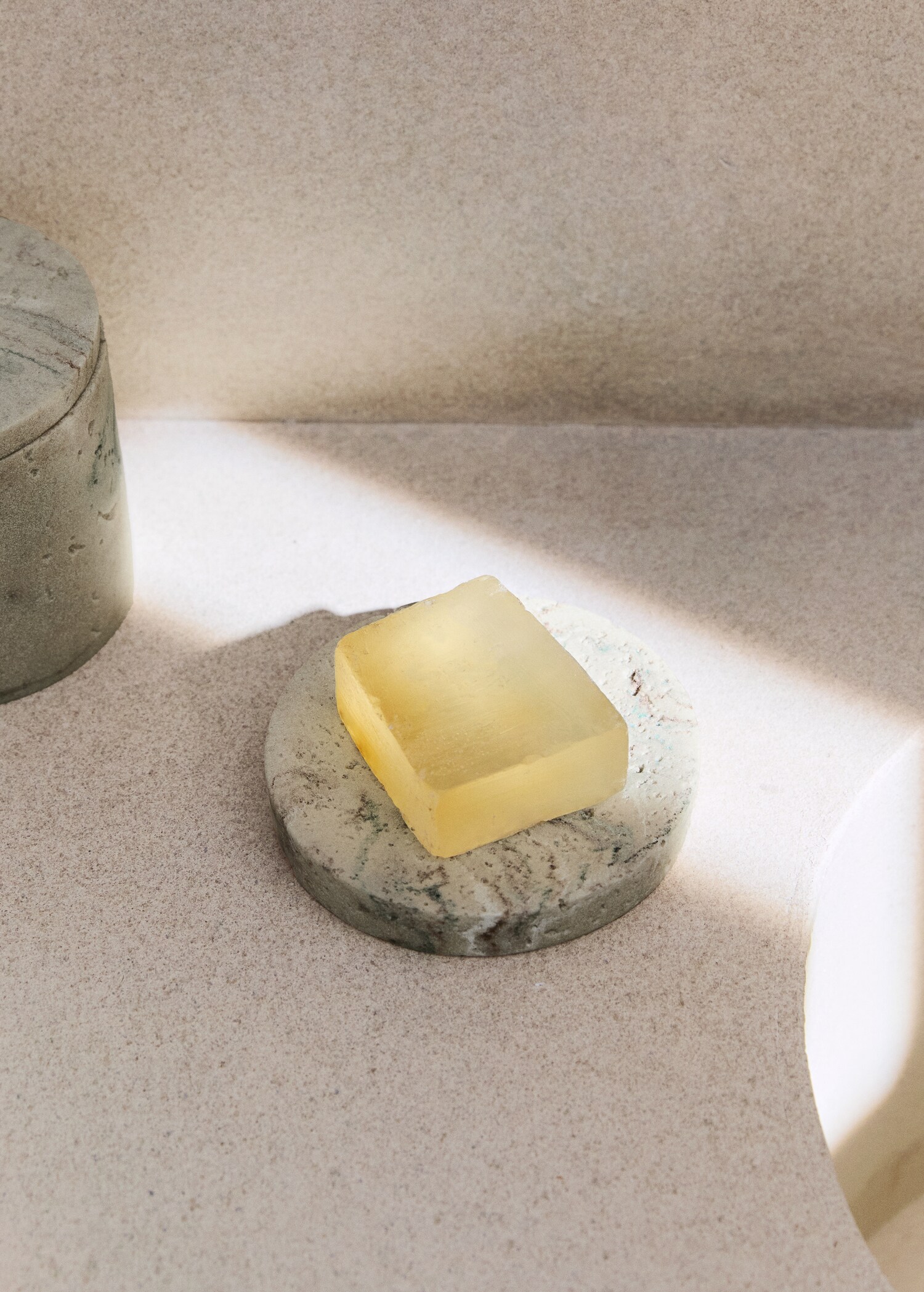 Seifenschale aus Harz mit Travertin-Effekt - Allgemeine Ansicht