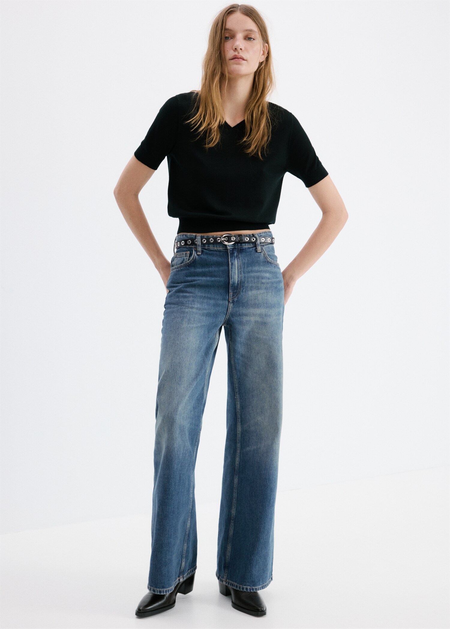High-waisted wide-leg jeans - General plane