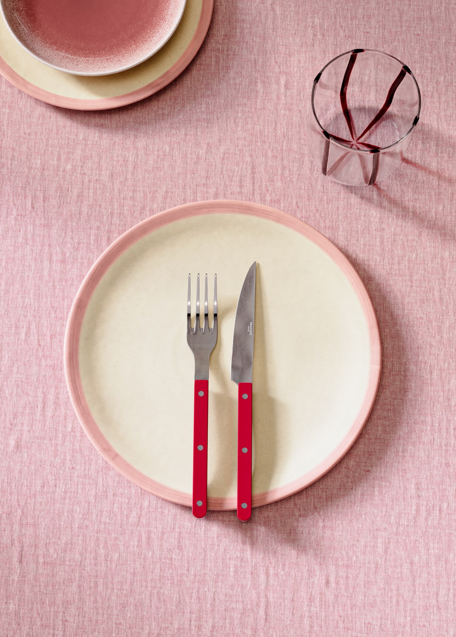 Contrast stoneware flat plate - General plane