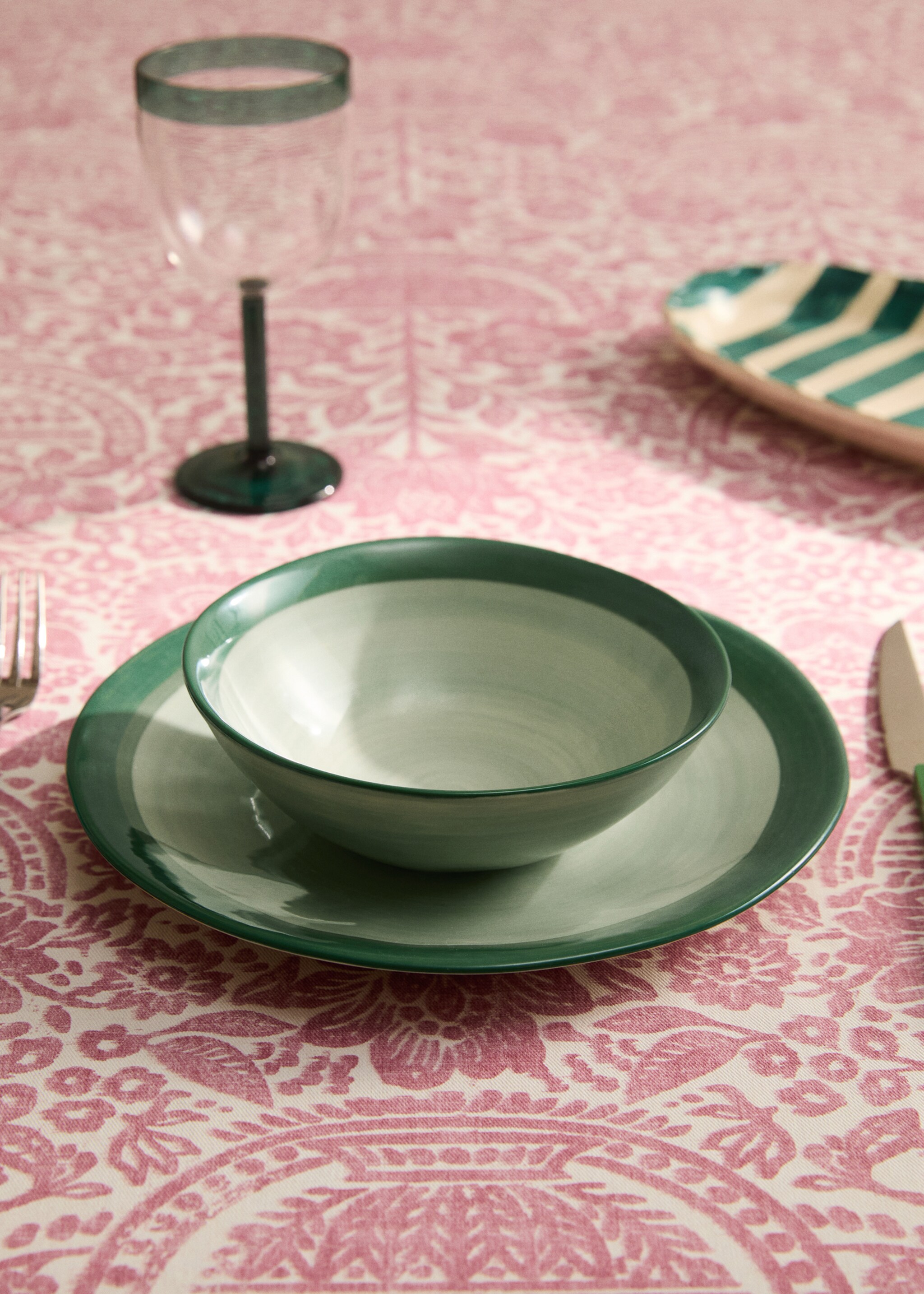 Schüssel aus Spin-Wash-Gres - Allgemeine Ansicht, Waldgrün. Ref: 27051524-00.