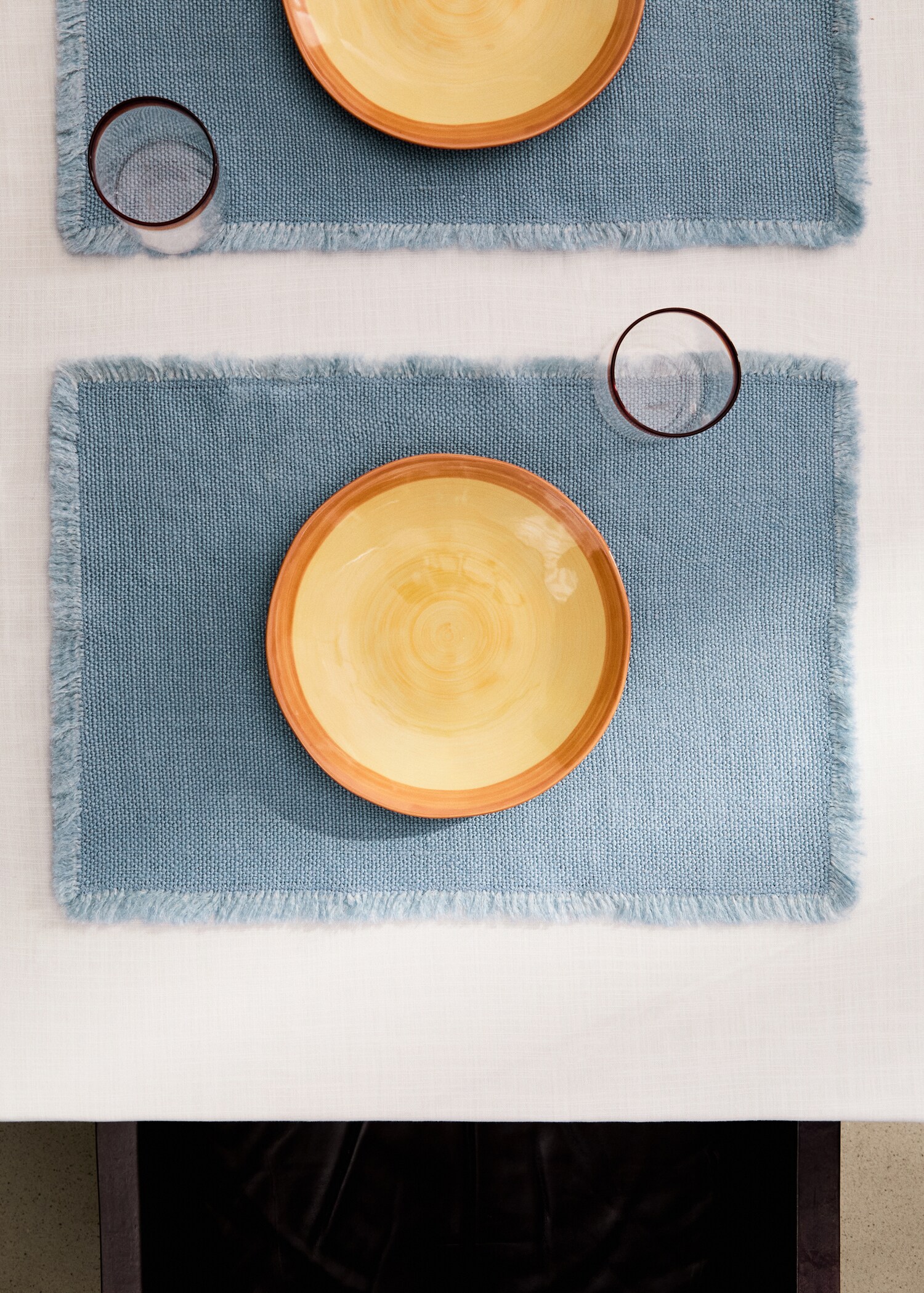 Frayed jute table mat - General plane