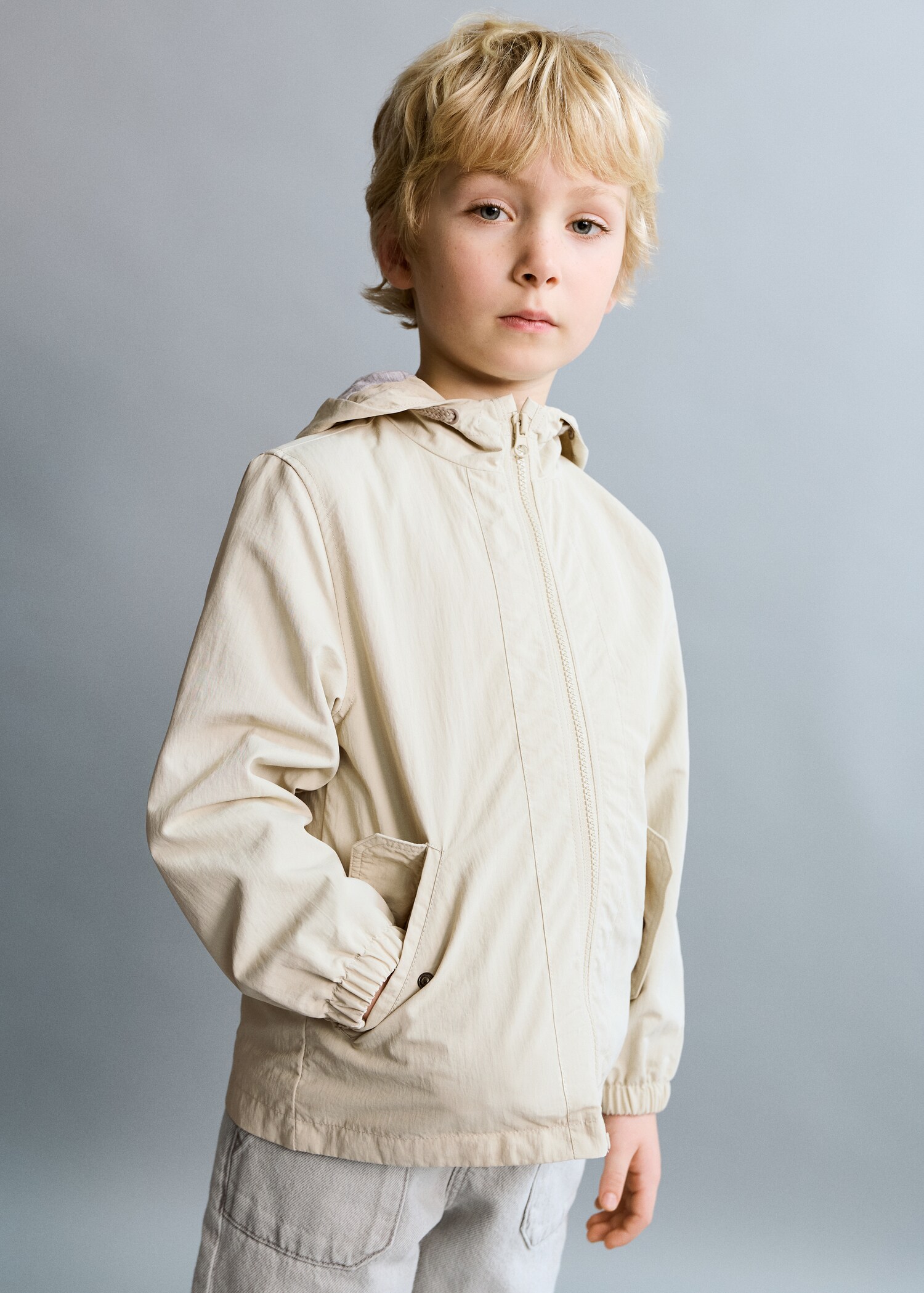 Parka capucha - Plano general