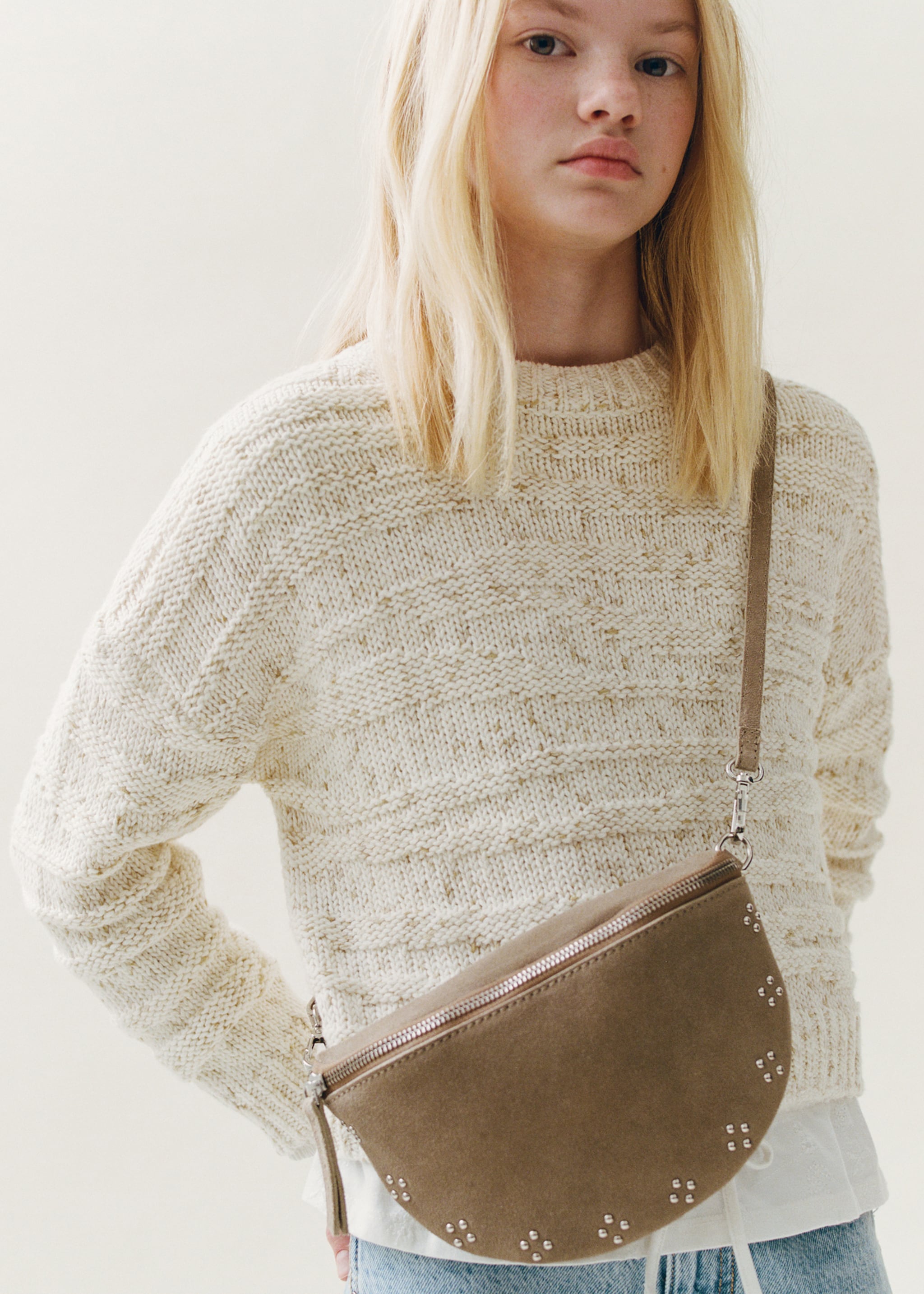 Pull-over maille tressée - Plan général, Écru. Ref: 27053711-00.