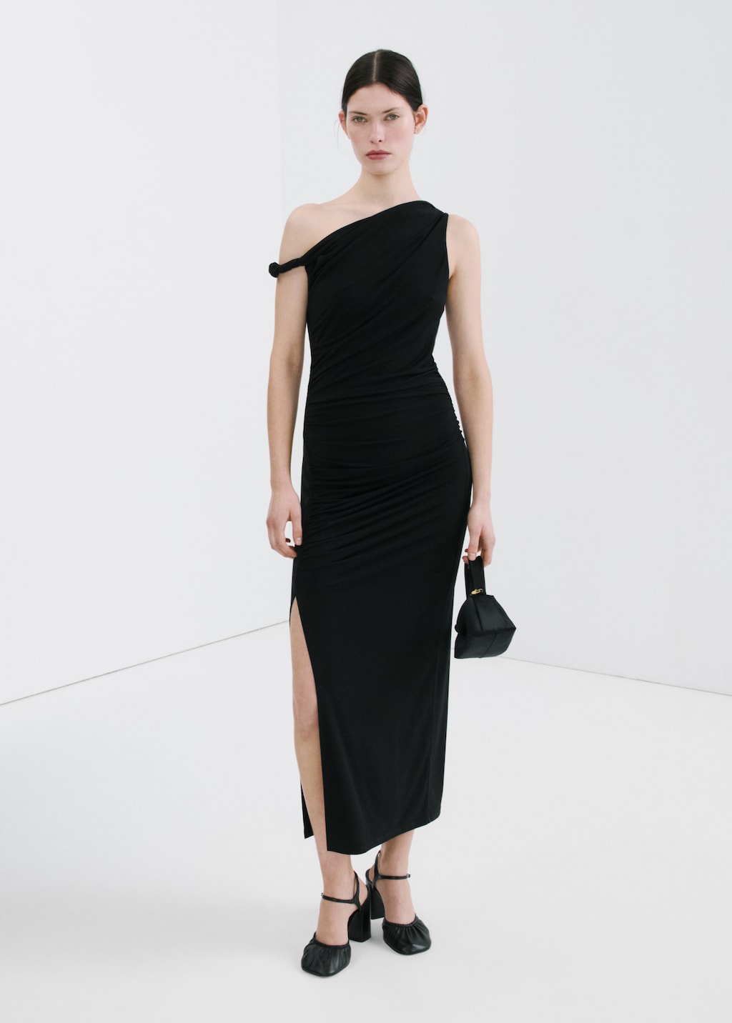 Asymmetrical dress with side slit