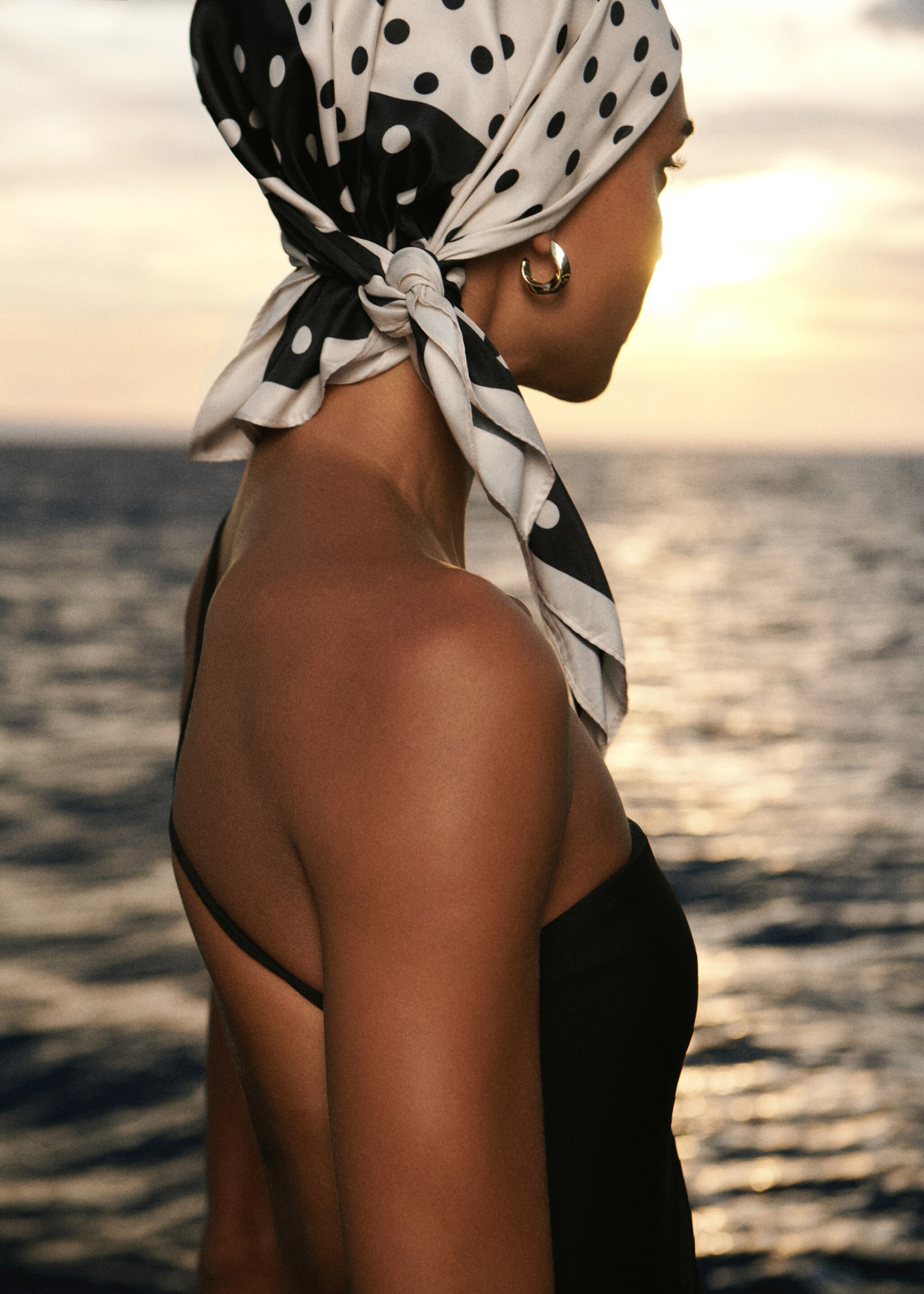 Satin check-print scarf - General plane, Black. Ref: 27055951-00.