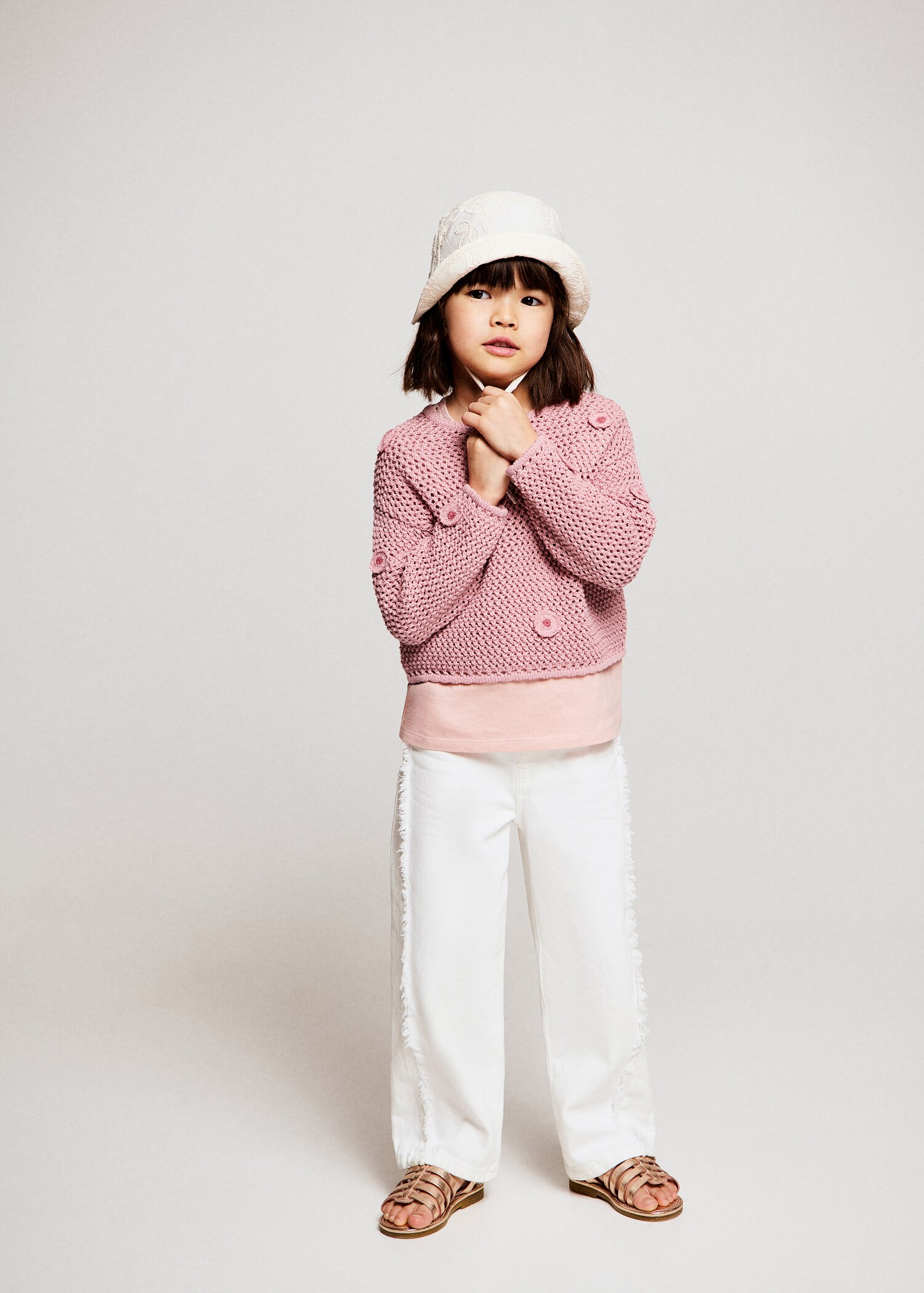 بلوفر بحياكة مخرمة - رؤية عامة