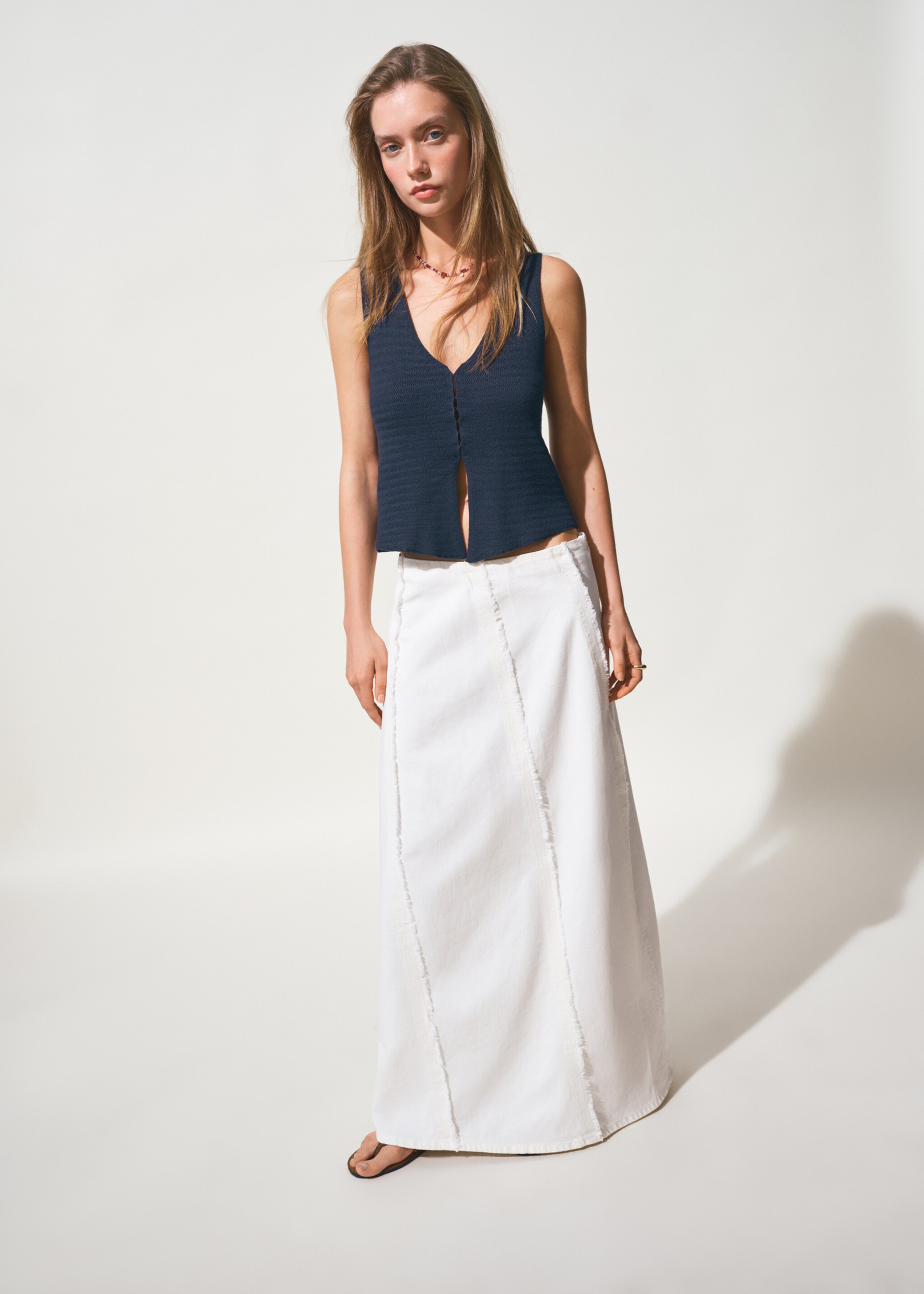 Fließendes Top mit Druckknopfverschluss - Allgemeine Ansicht, Marineblau. Ref: 27057137-00.