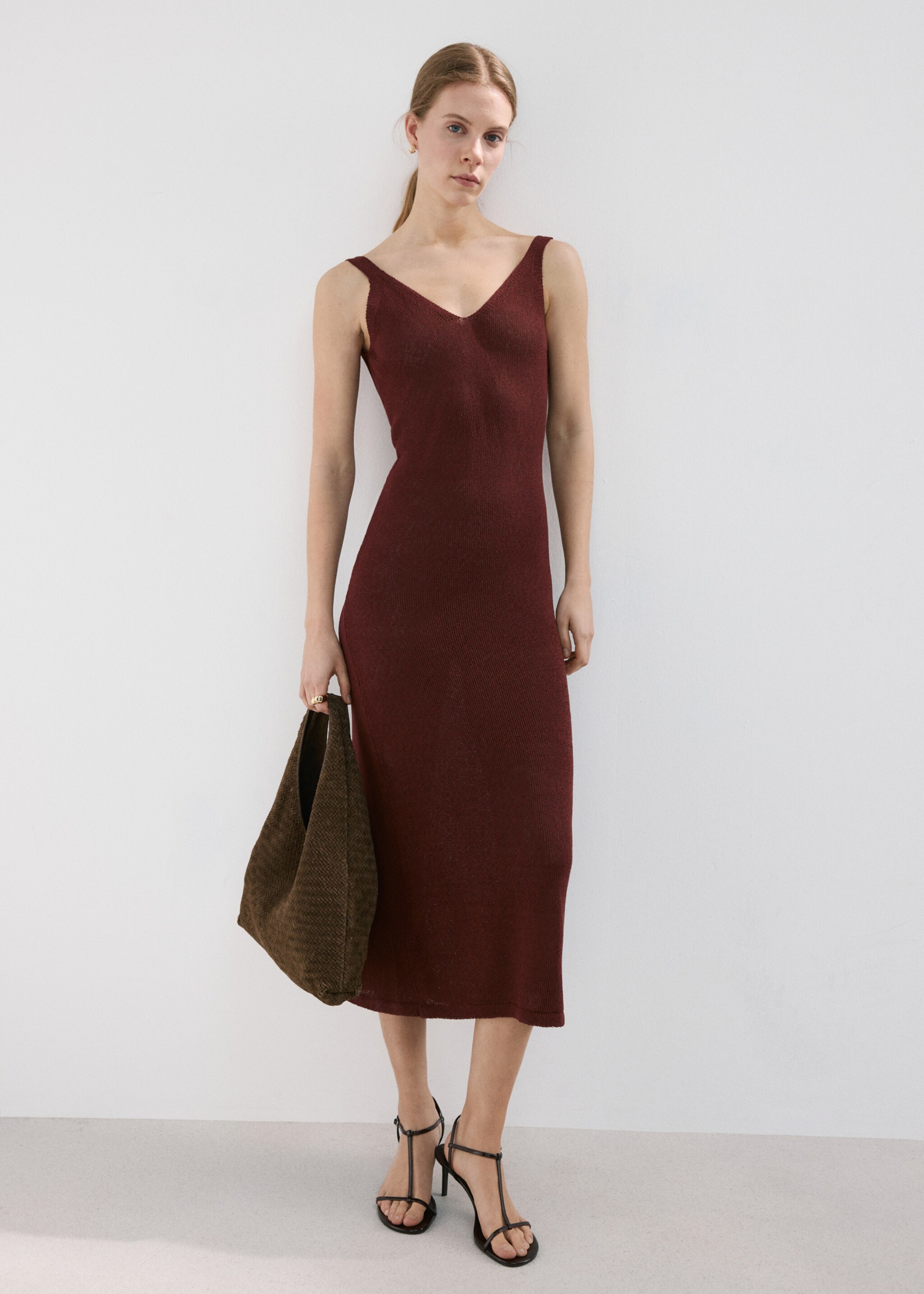 V-neck knitted dress - General plane, Burnt Orange. Ref: 27057145-00.