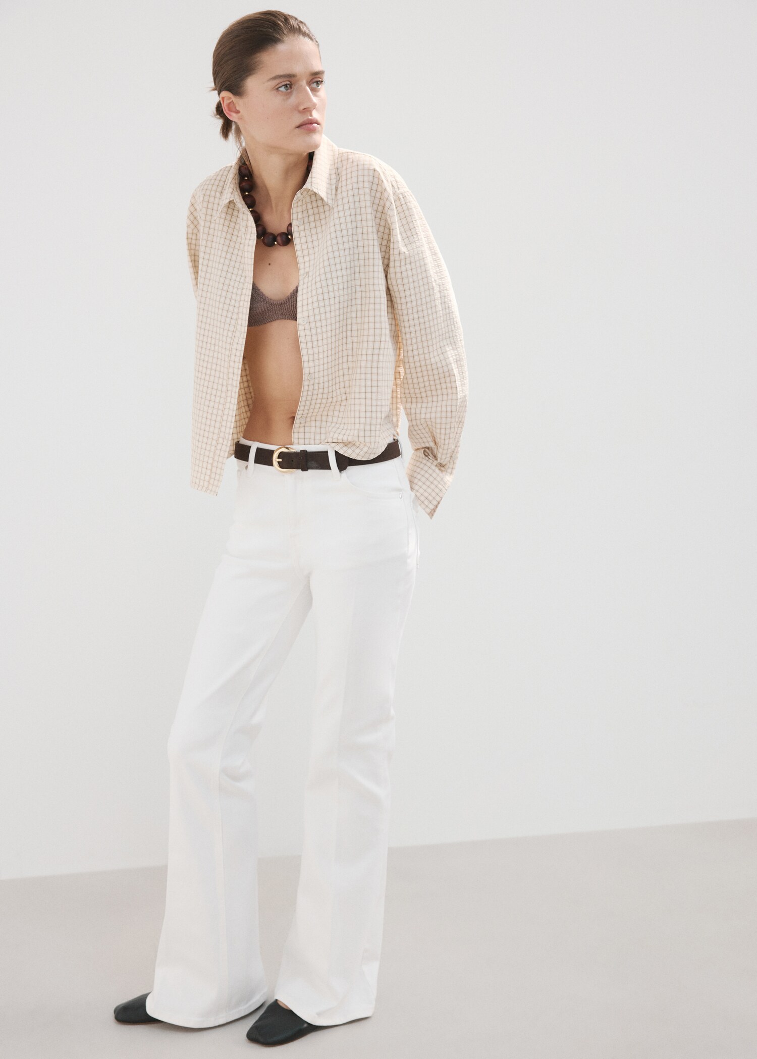 بنطلون جينز بنفسجي واسع بخصر عالي - رؤية عامة