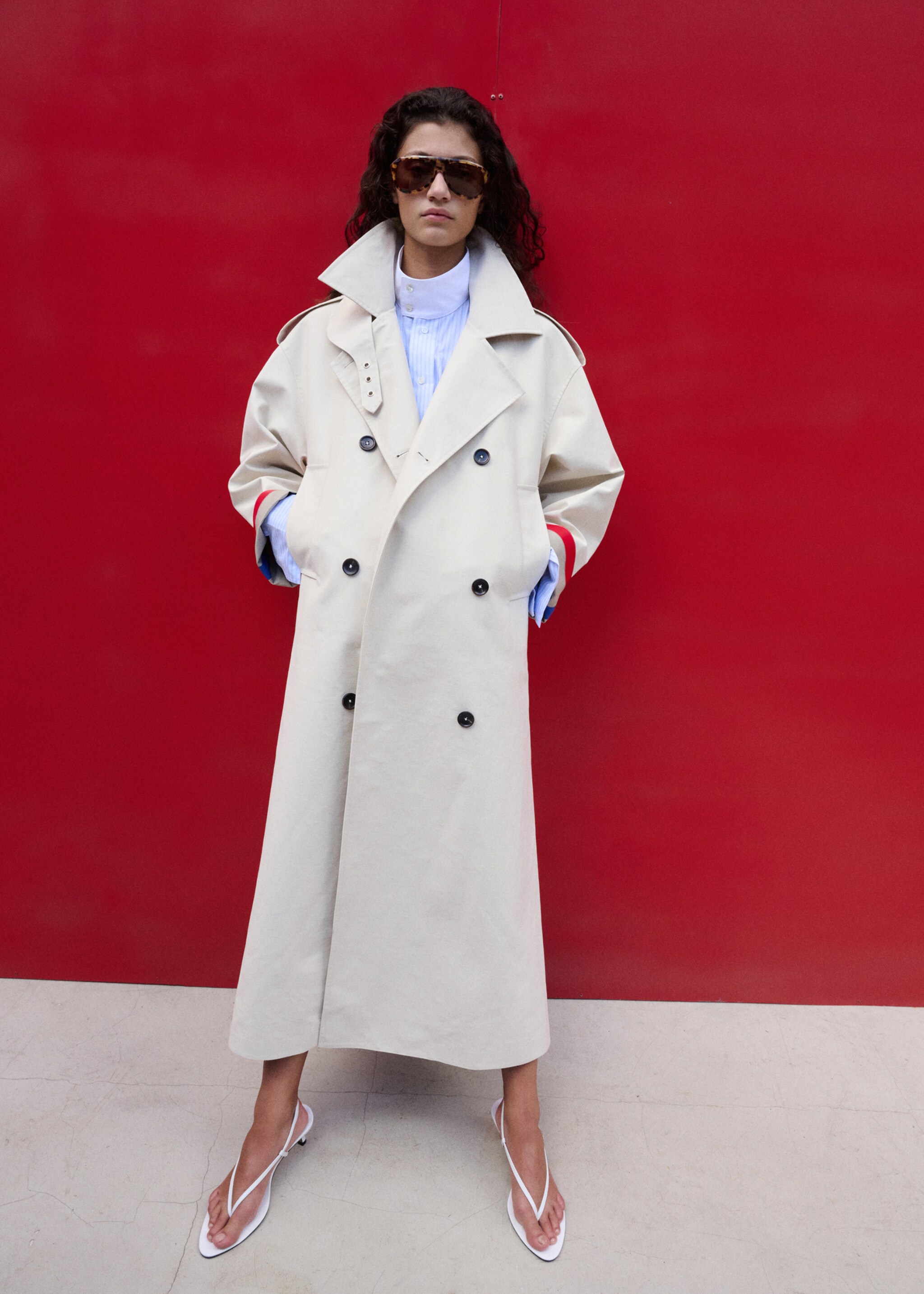 Funnel neck buckle trench - General plane, Beige. Ref: 27057791-00.