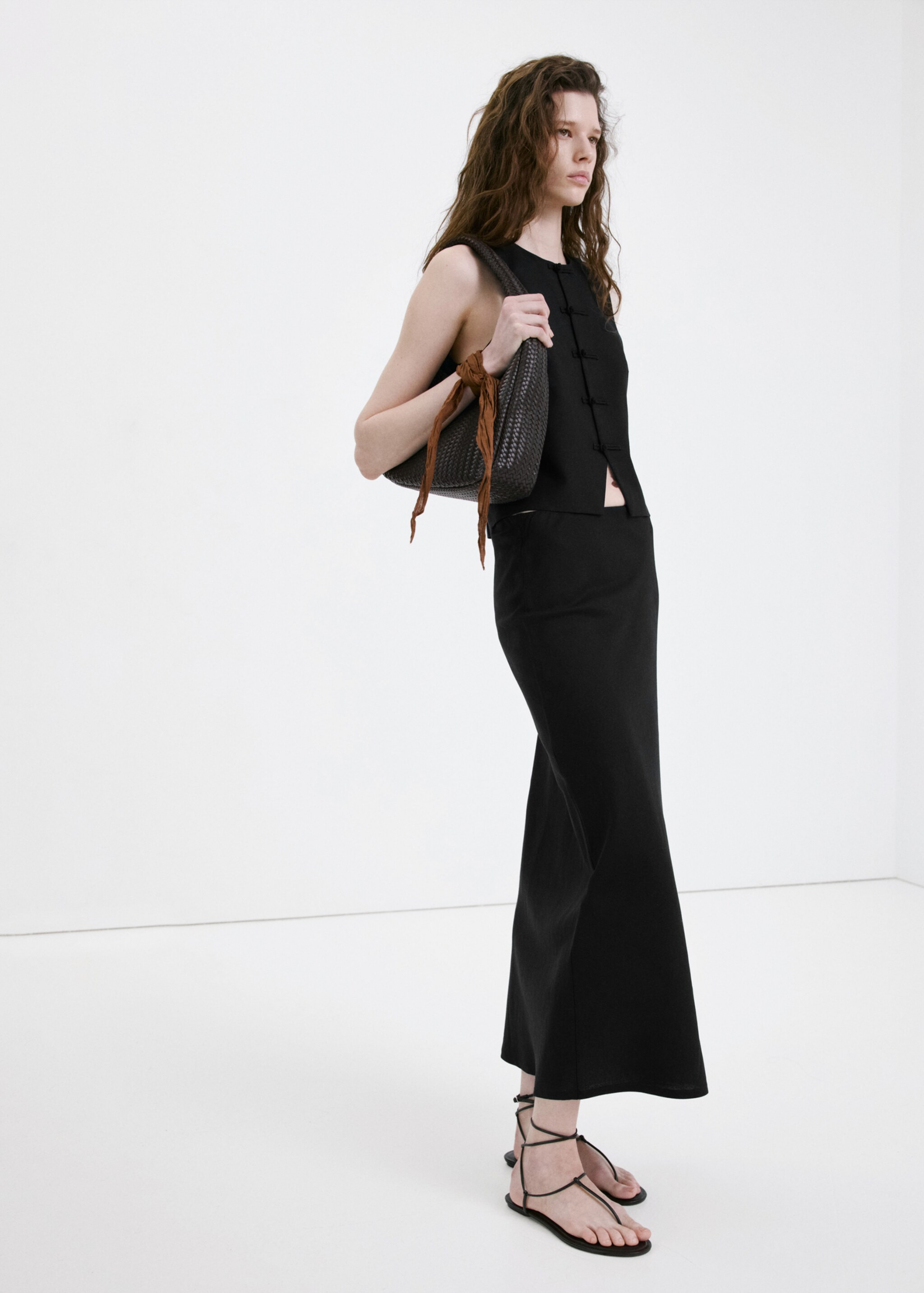 Braided shoulder bag - General plane, Chocolate. Ref: 27057792-00.