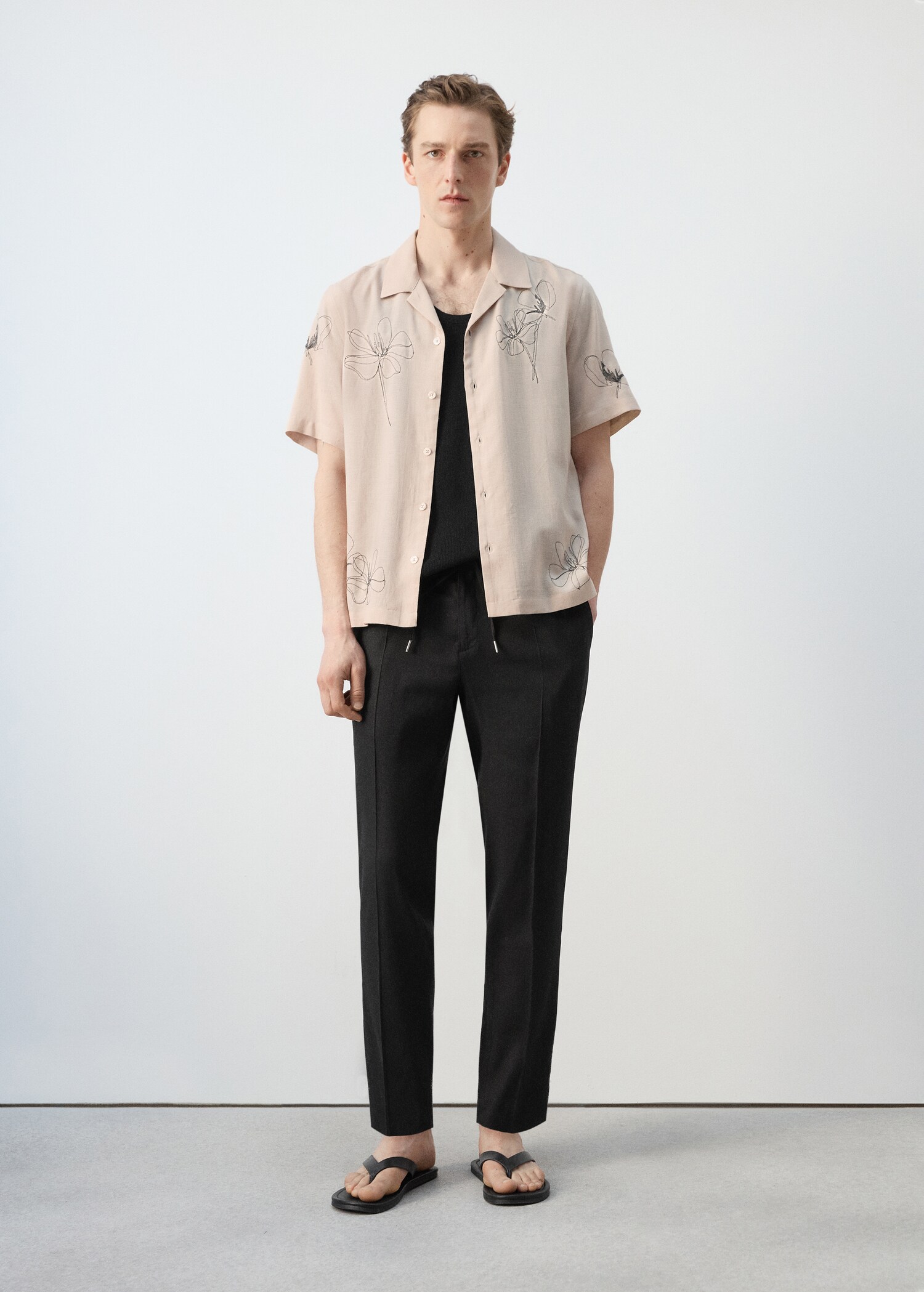 Pantalón slim fit lino cordón - Plano general