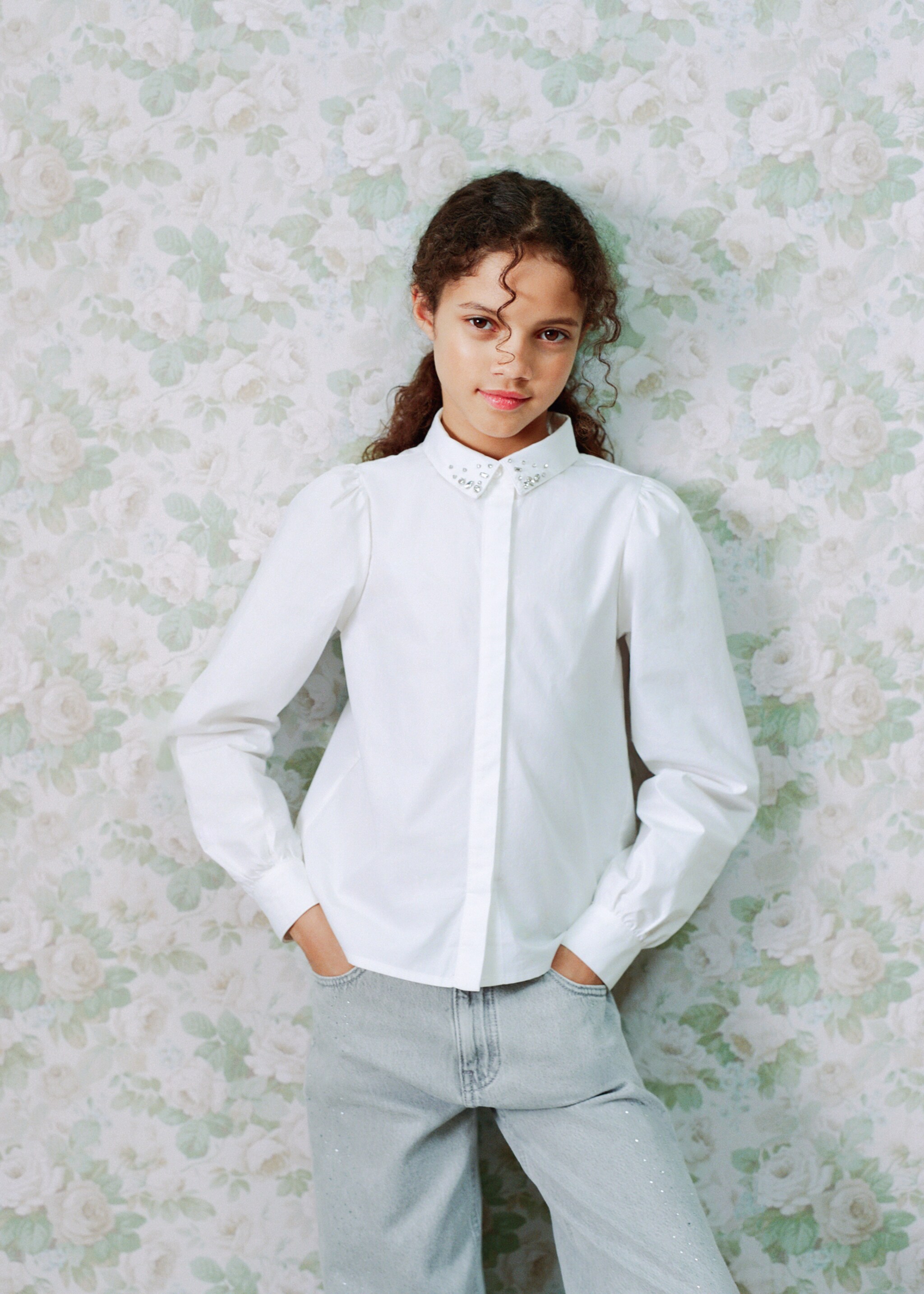 Cotton shirt with embellishments - General plane, White. Ref: 27061171-00.