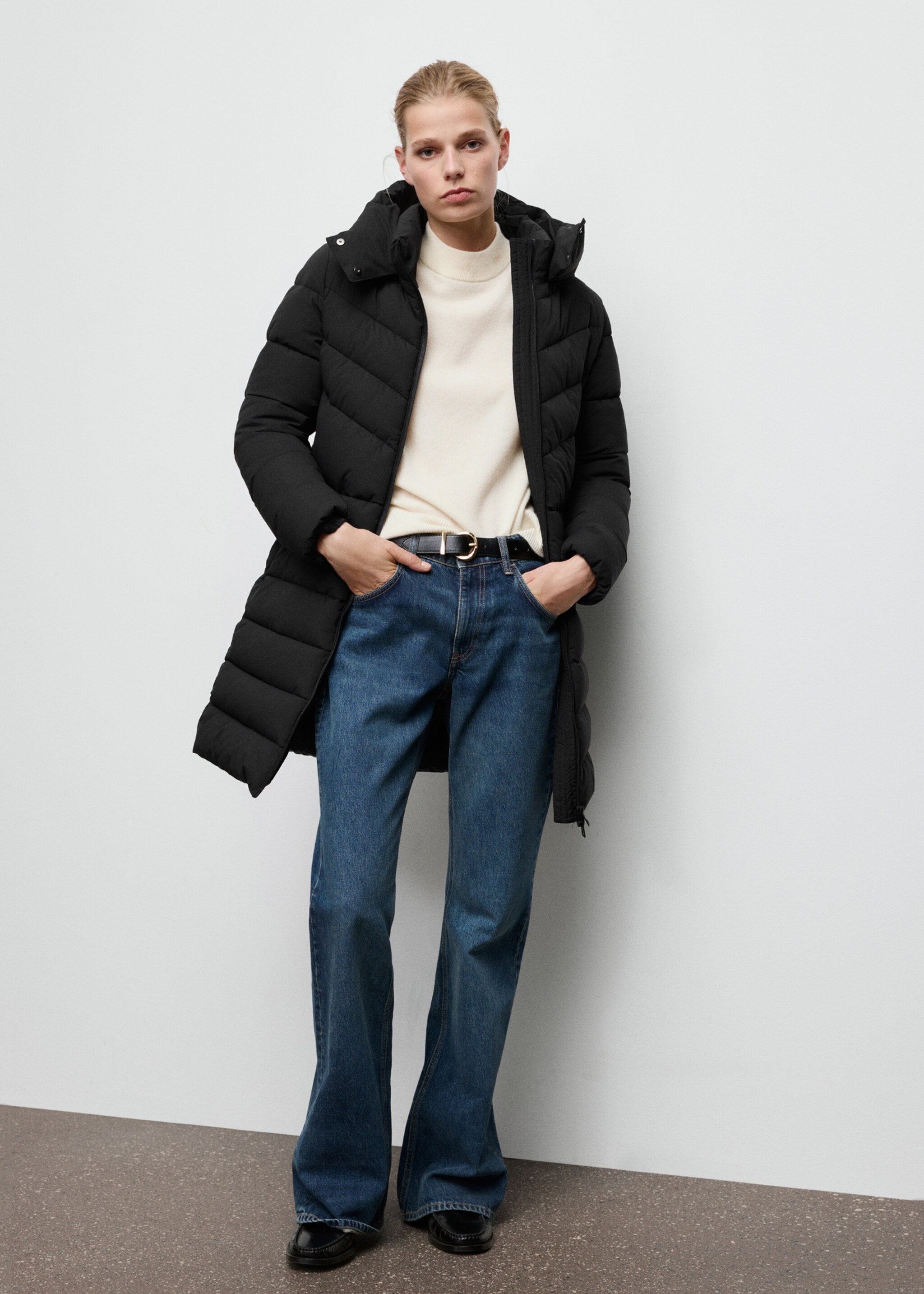 أنوراك ميدي مبطن بقبعة رأس - رؤية عامة, أسود. Ref: 27061184-00.