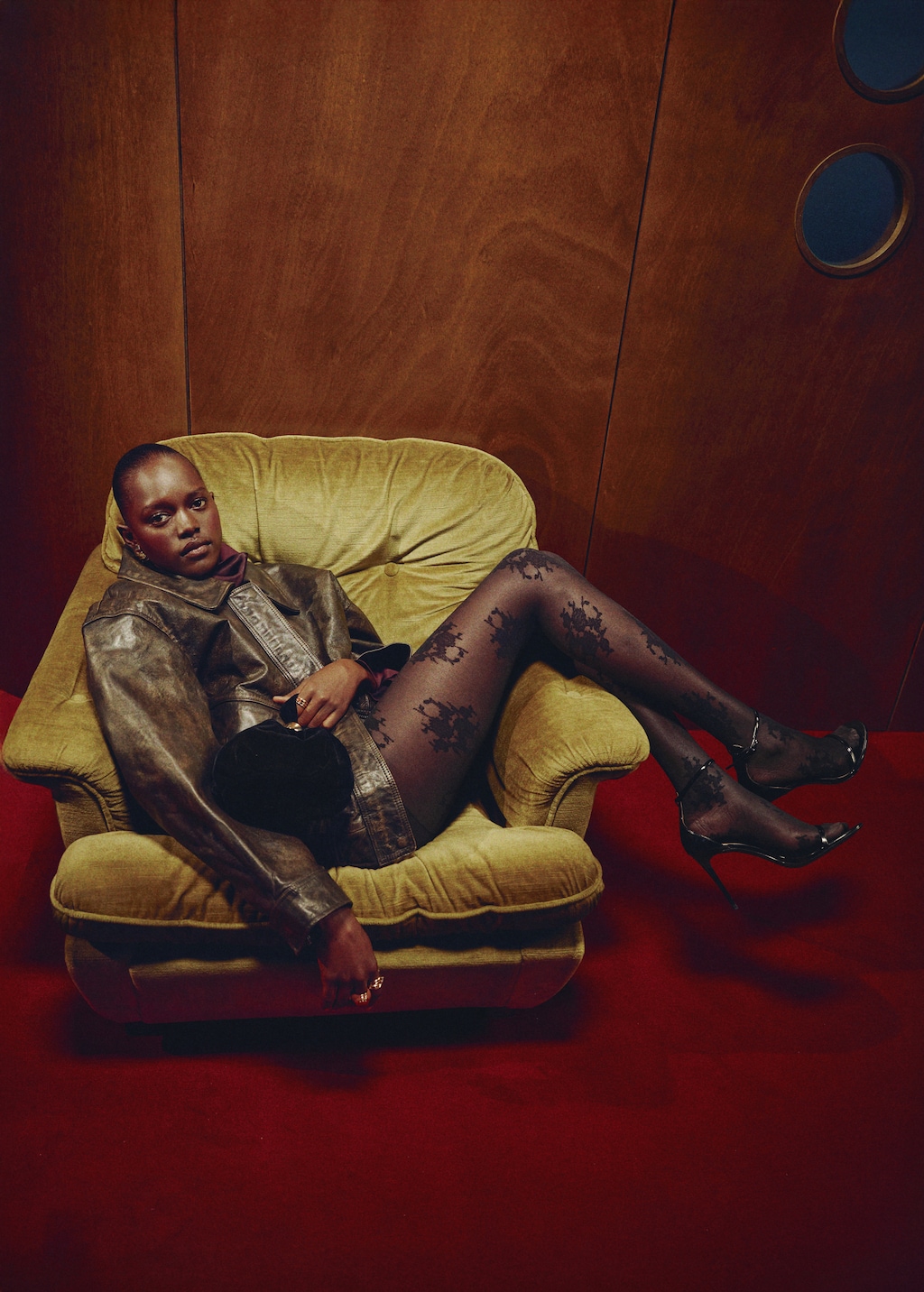 Velvet handbag with metallic detail