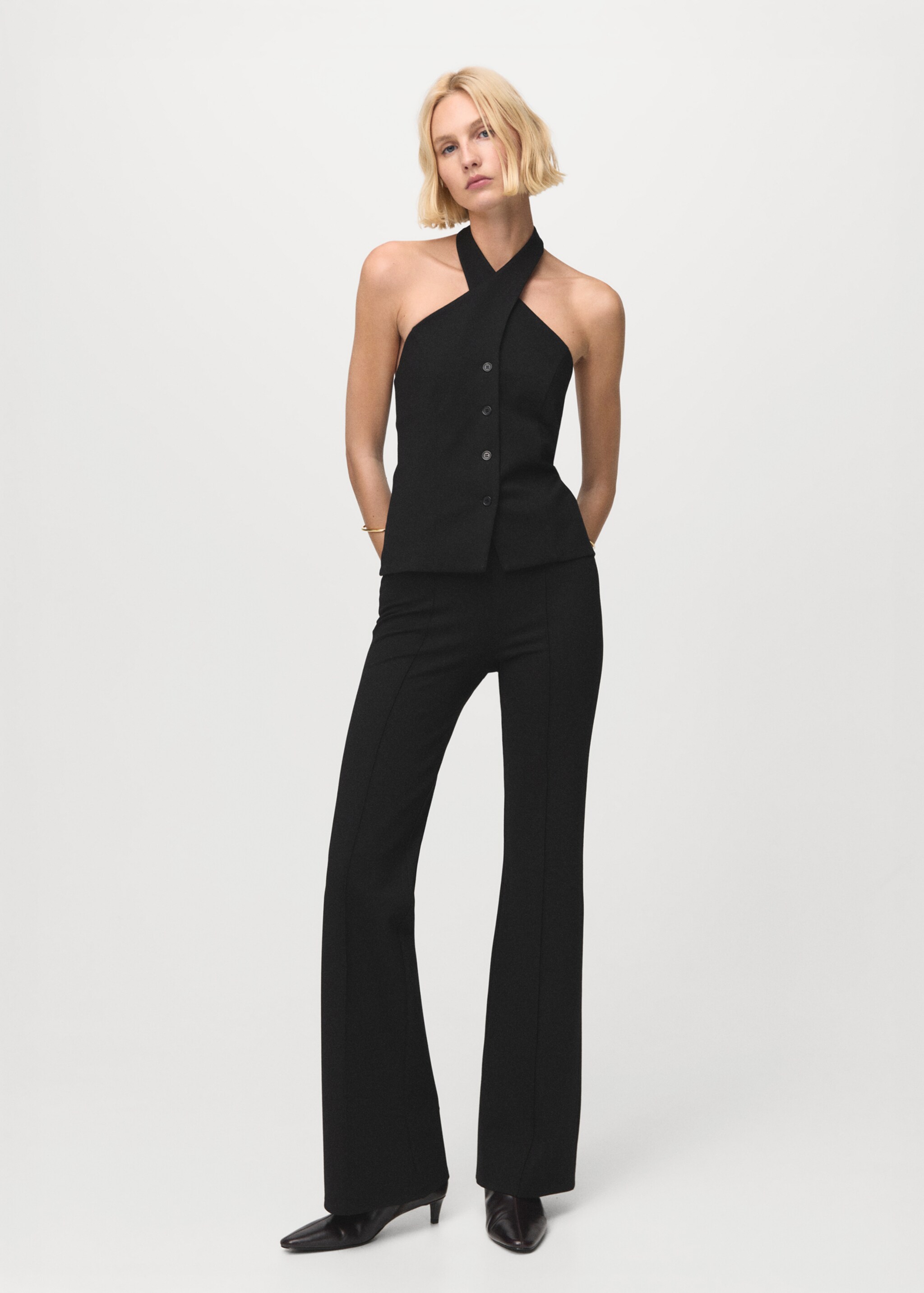 Halter-neck gilet with buttons - General plane, Black. Ref: 27061249-00.