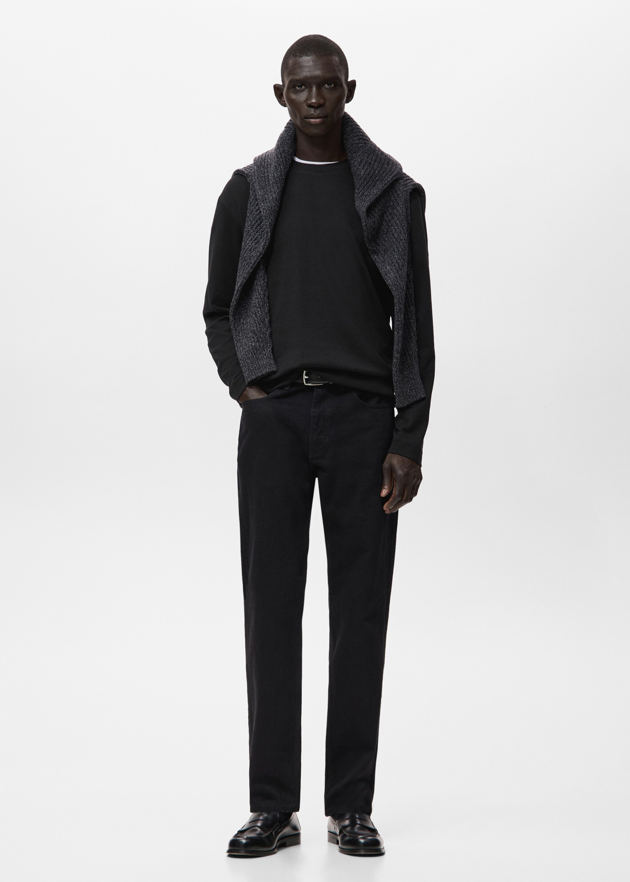 Long sleeve regular fit T-shirt - General plane, Black. Ref: 27061254-00.