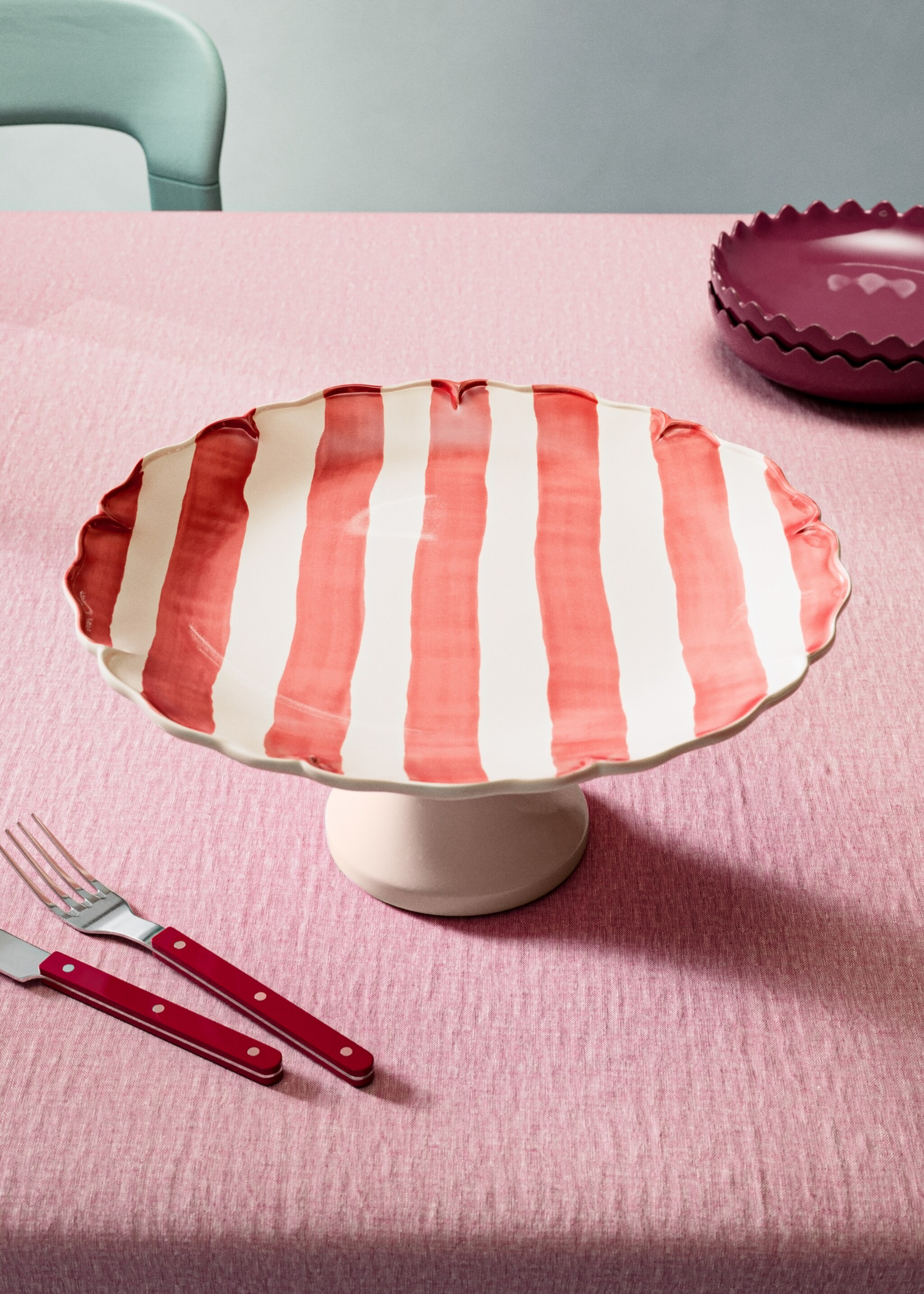 Présentoir à gâteaux rayé - Plan général, Rouge. Ref: 27061533-00.