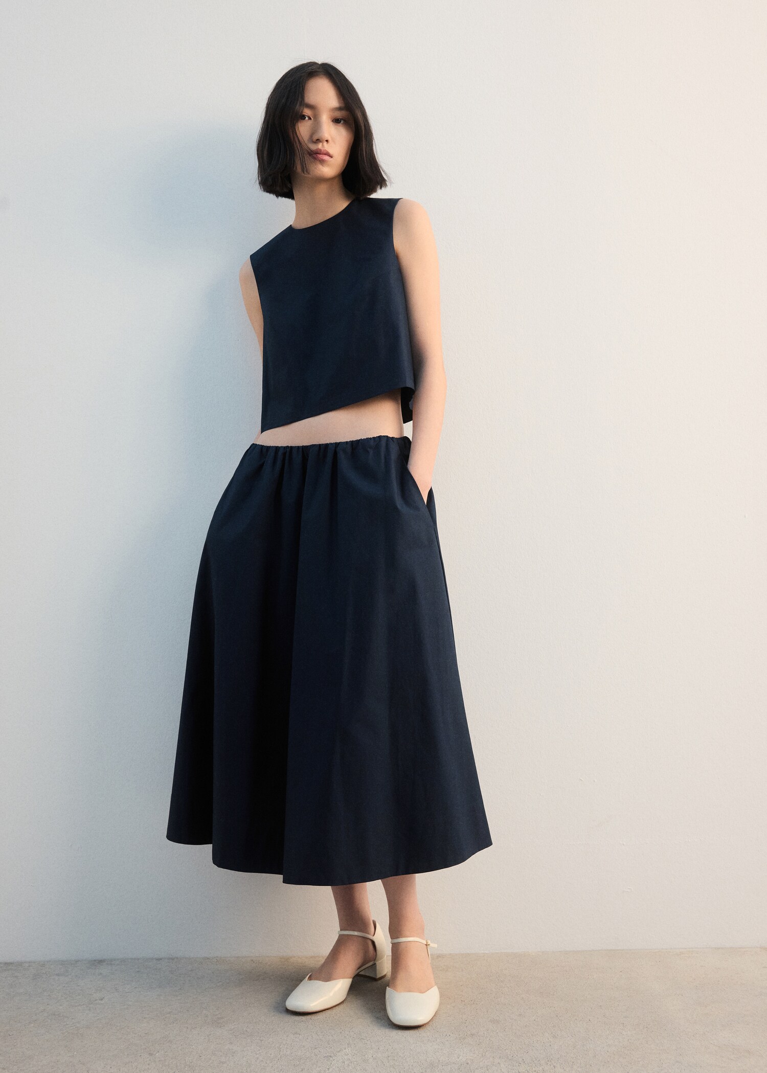 Midi cotton skirt with pleats - General plane