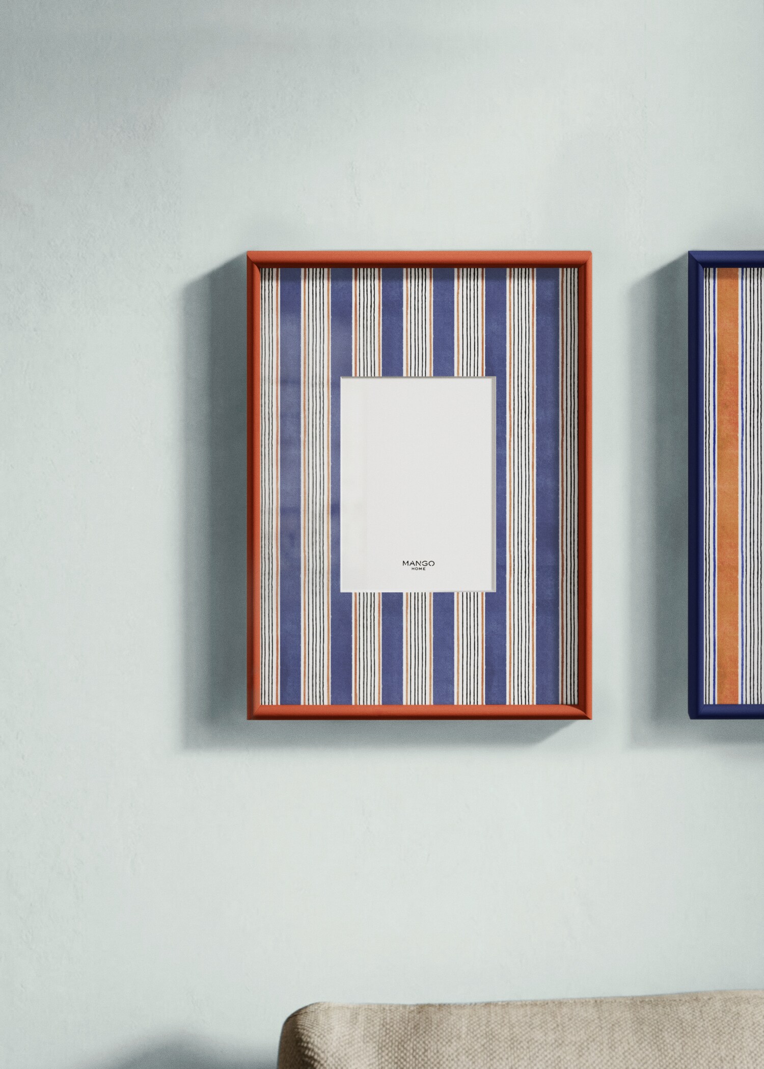 Wooden frame with large lines - General plane