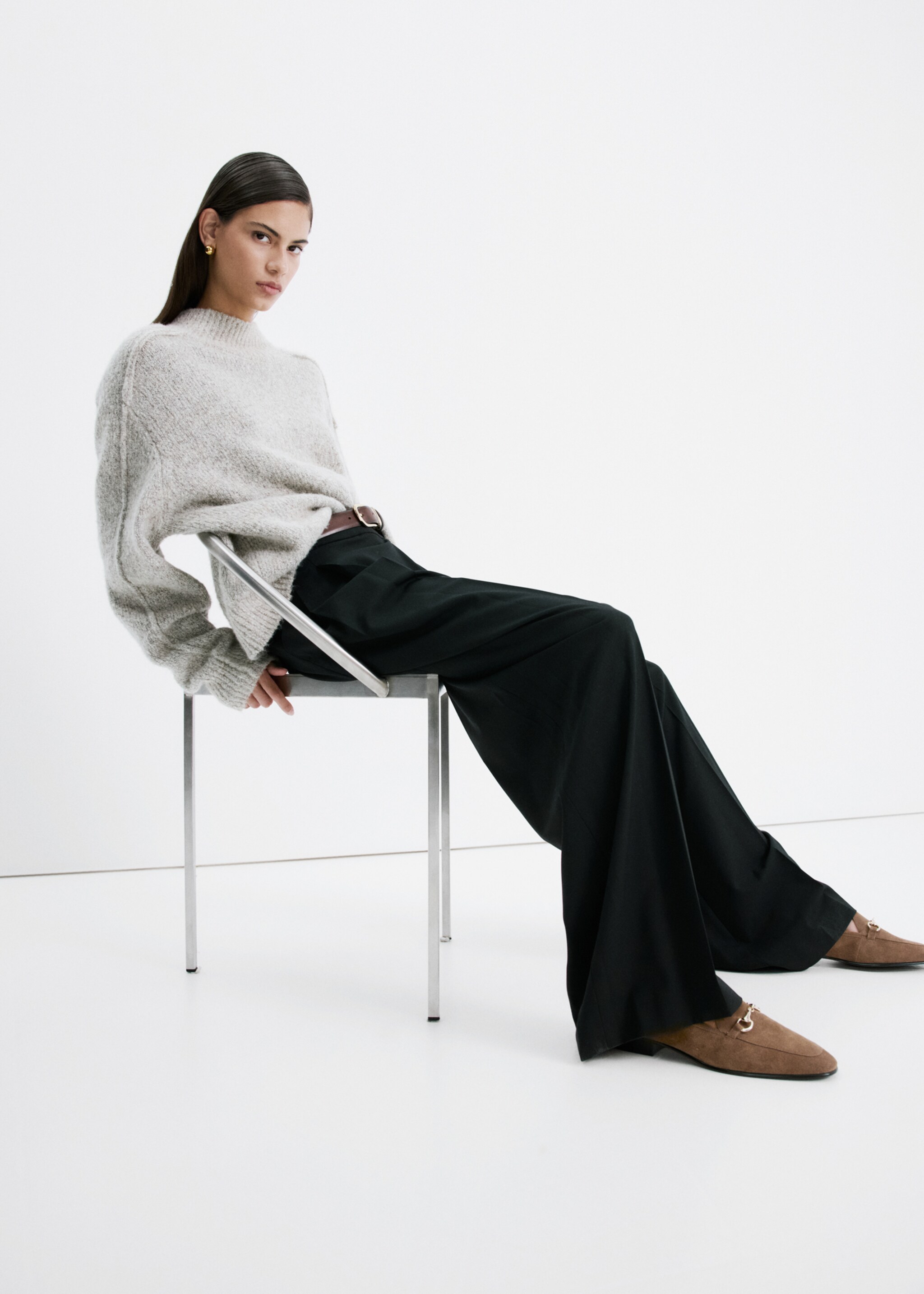 Leder-Mokassins mit Schnalle - Allgemeine Ansicht, Sandfarben. Ref: 27063300-00.