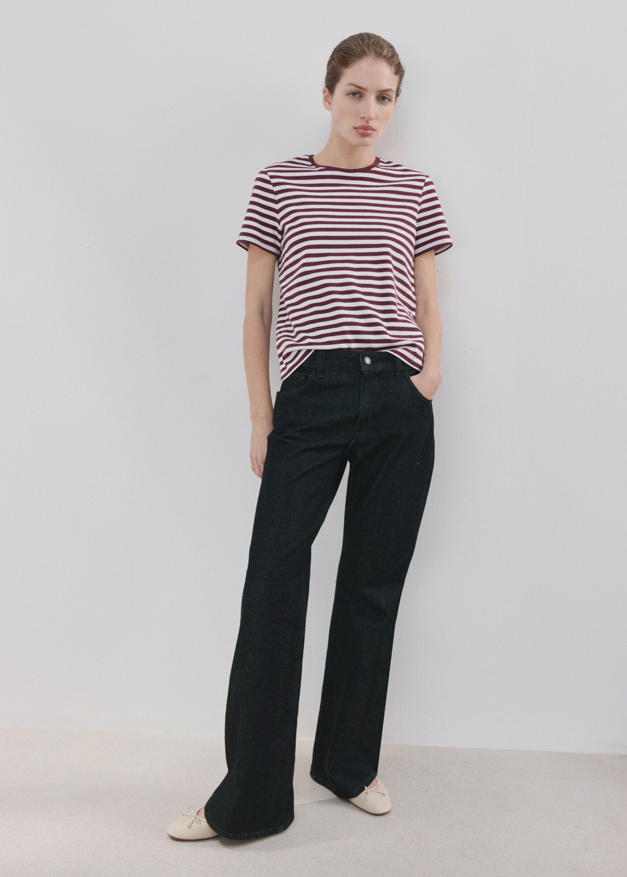 T-shirt coton manches courtes - Plan général, Grenat. Ref: 27063312-00.