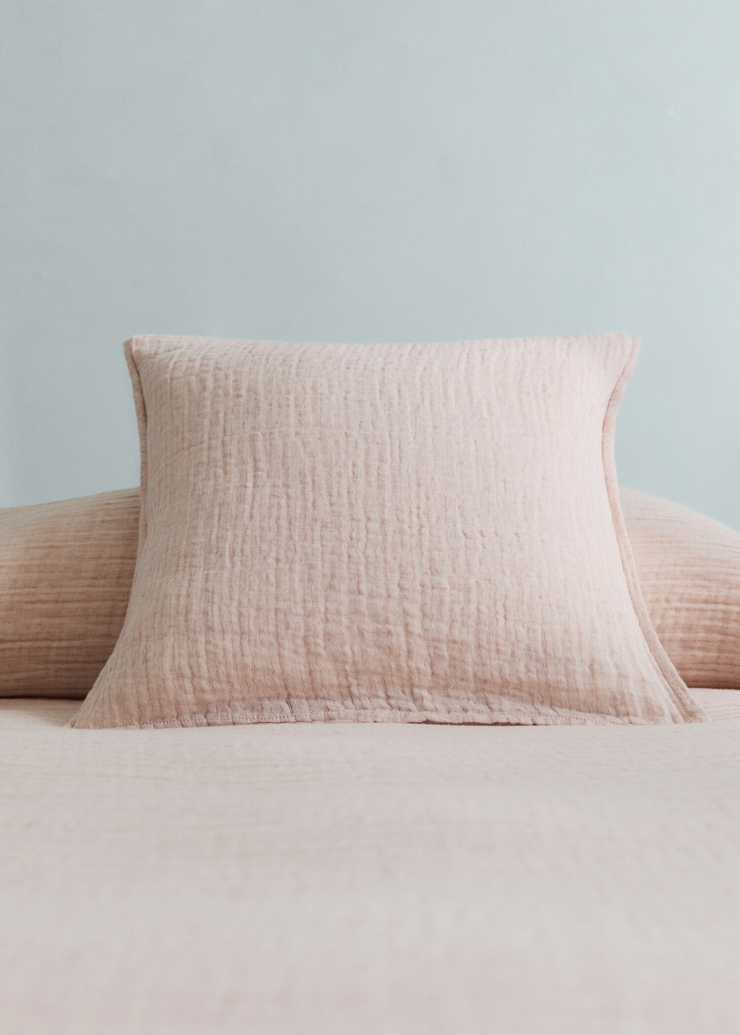 Yarn-dyed linen-cotton bed cushion cover 50 x 50 cm - General plane