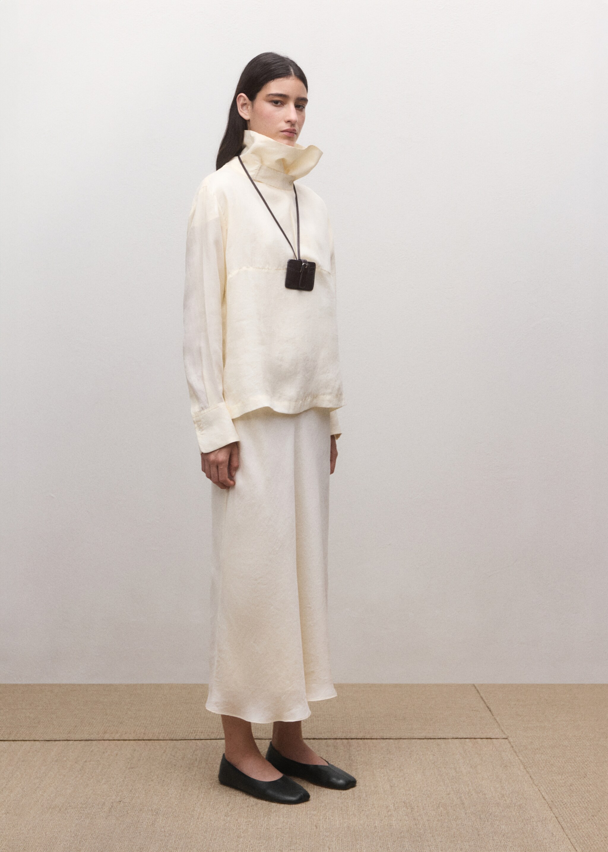 100% leather cardholder with buckle fastening - General plane, Burgundy. Ref: 27064442-00.