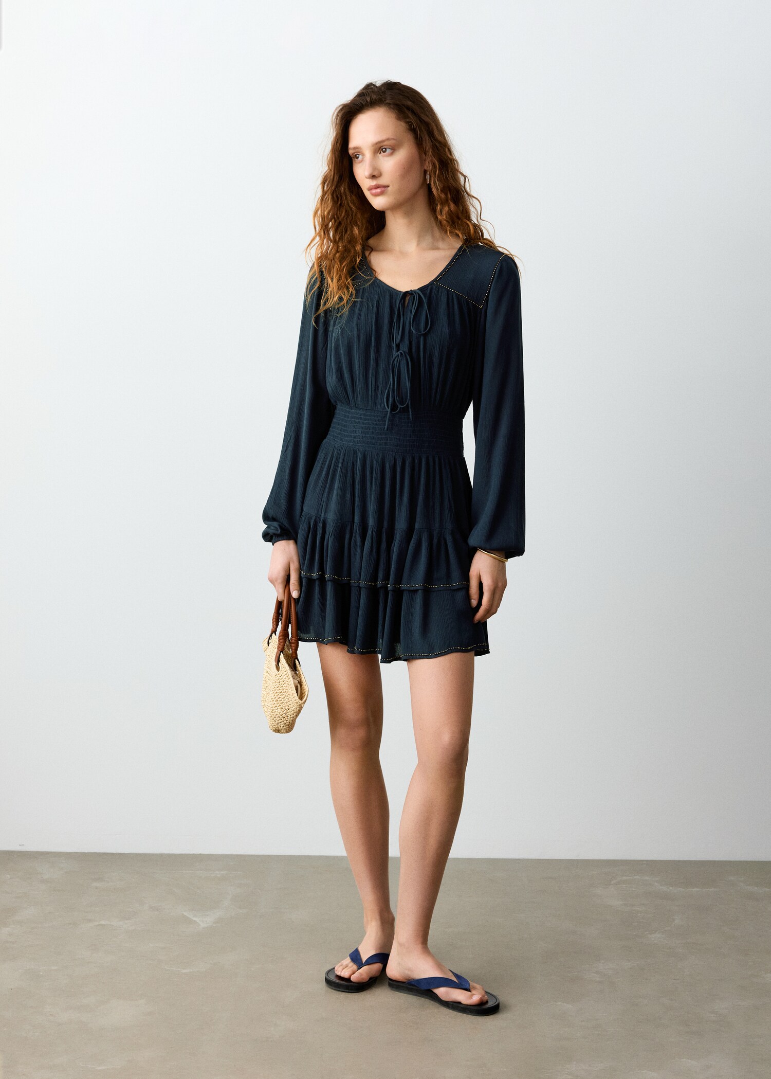 Short dress with bead detail - General plane