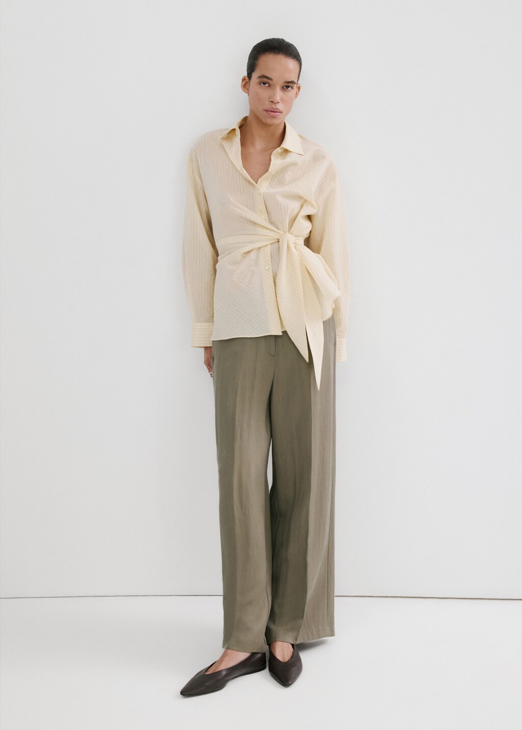 High-waisted lyocell pants