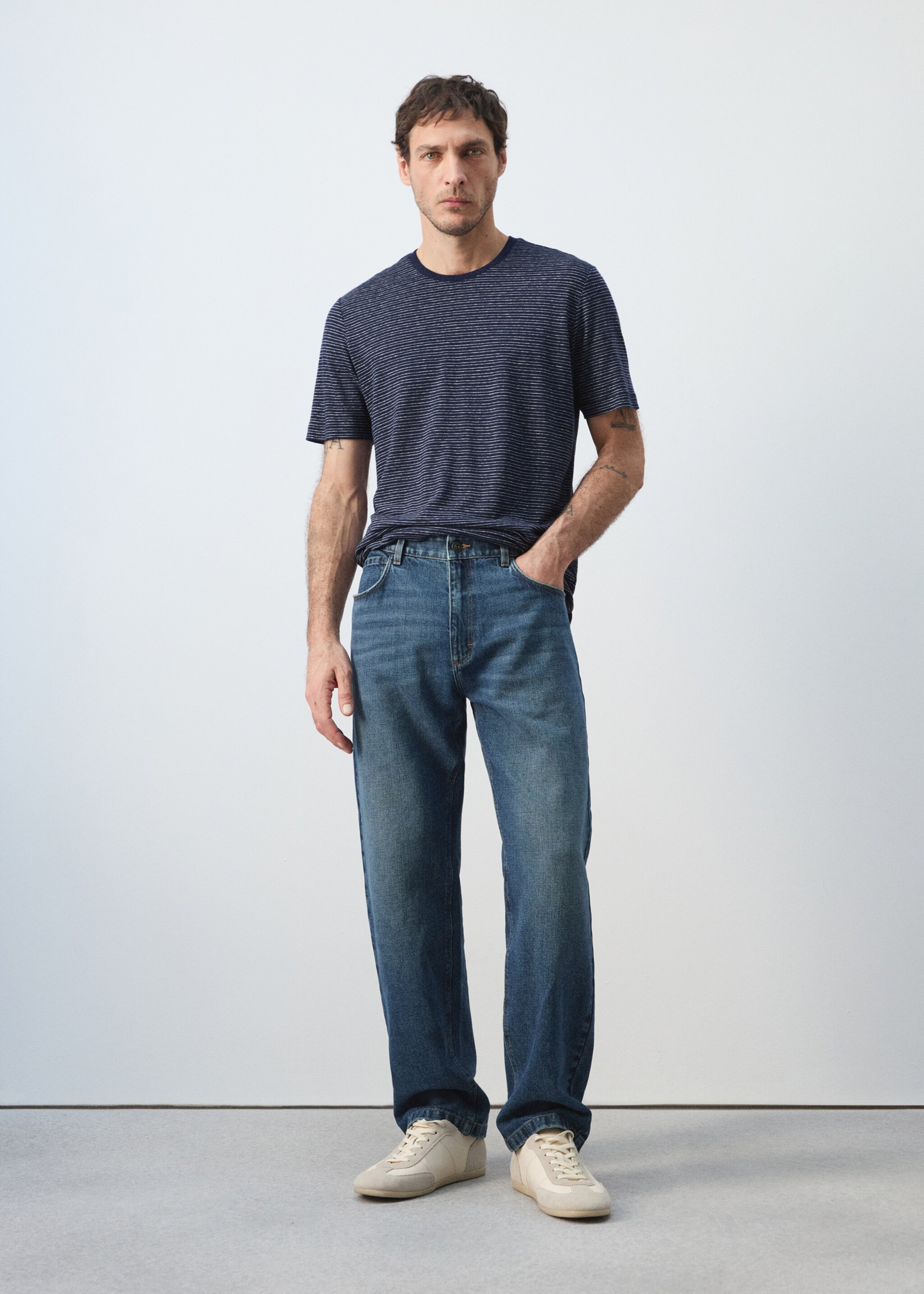 T-shirt lin slim-fit rayures - Plan général, Bleu encre. Ref: 27067896-00.