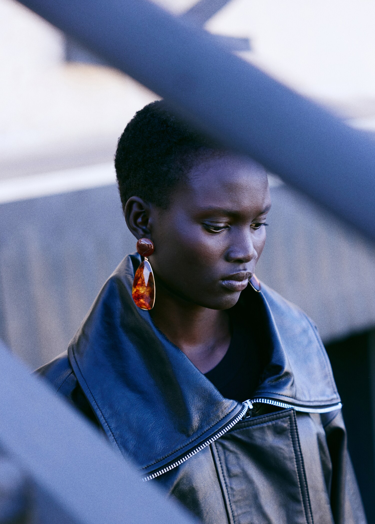 Resin pendant earrings - General plane