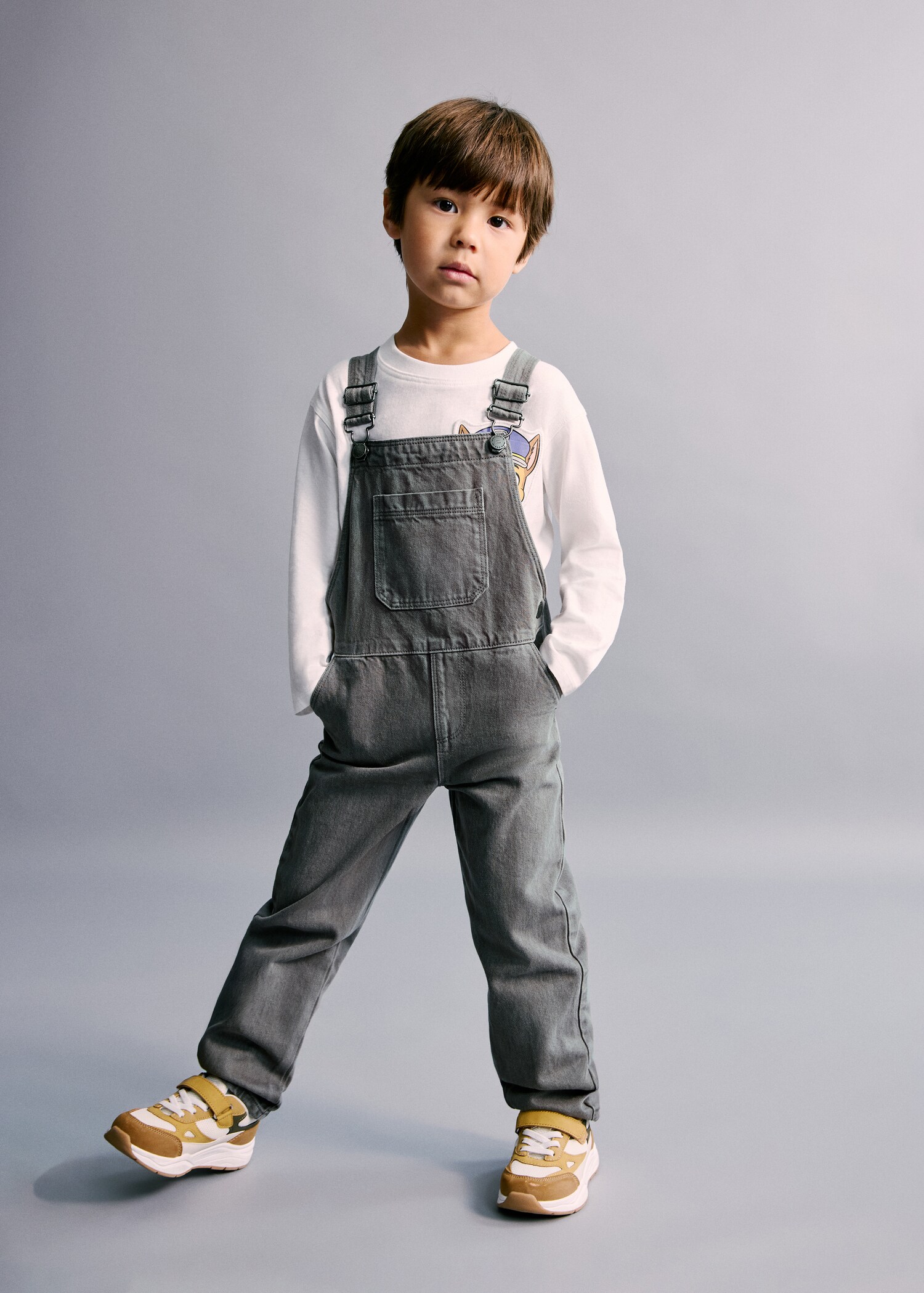 Straight denim dungarees - General plane
