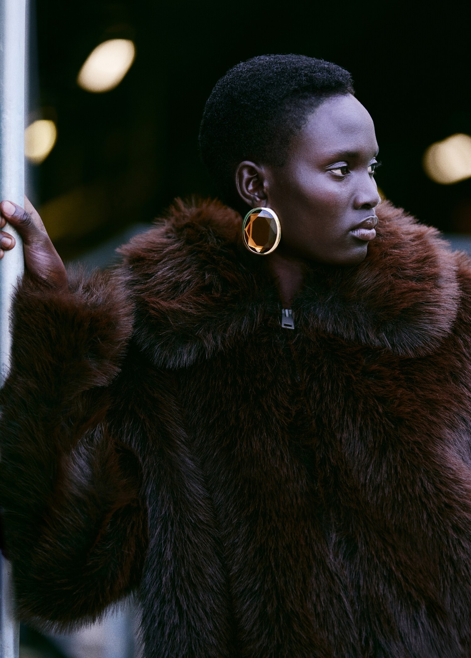 Boucles d'oreilles ovales résine - Plan général