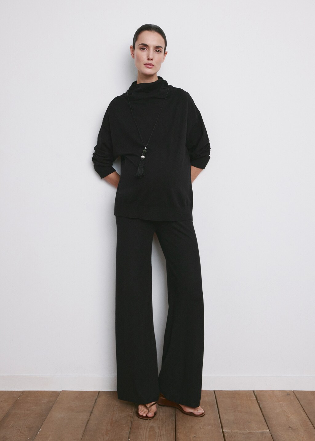 Straight-fit pants with elastic waist - image 2