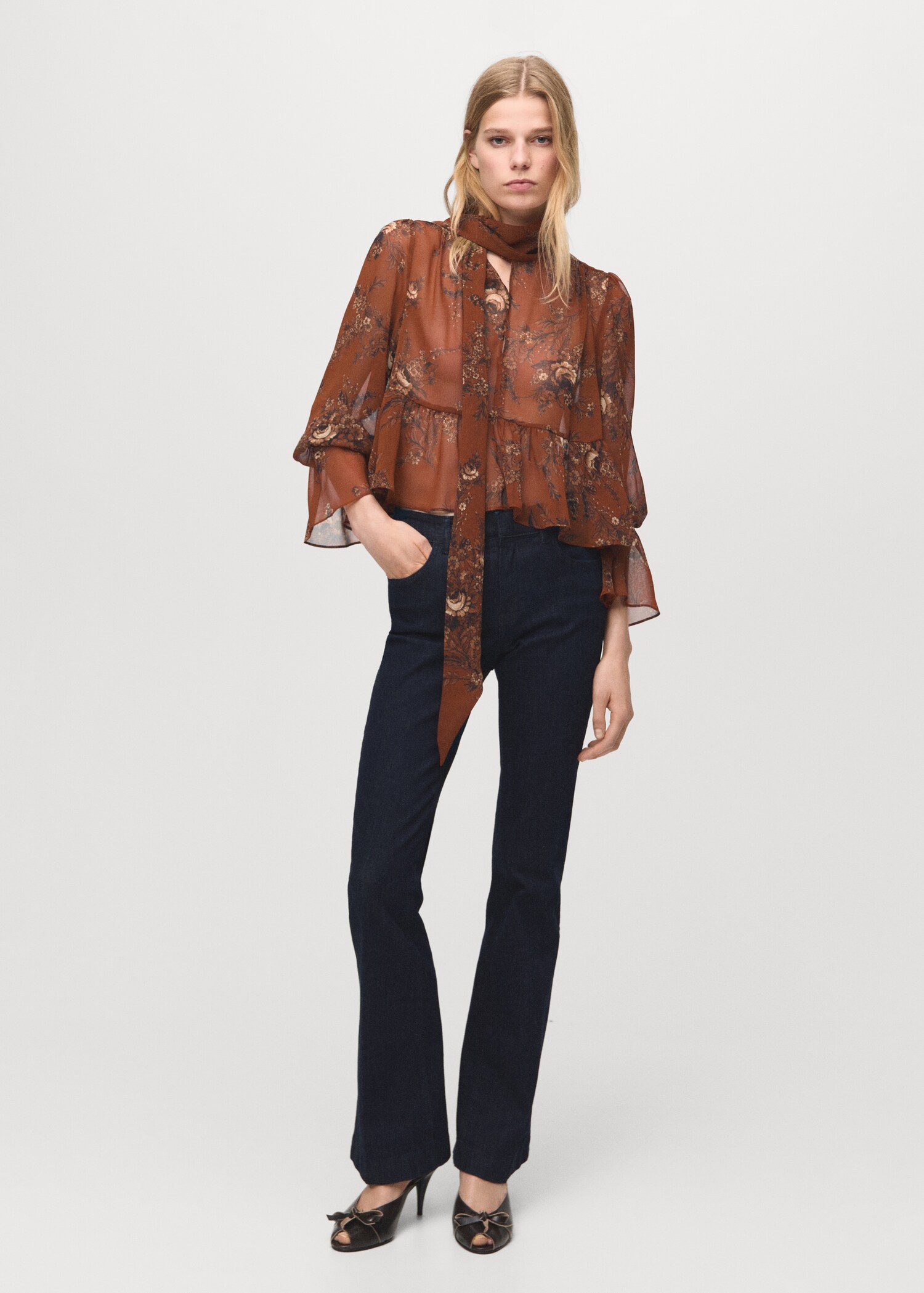 Floral-print blouse with bow - General plane